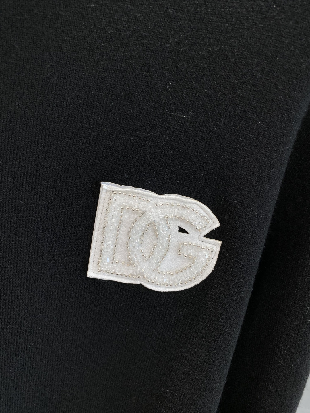 《𝙉𝙚𝙬🤍🖤DG家》2025秋冬新款毛衣 高品质意大利进口面料，高密度针织，时尚百搭毛衣，帅气十足。经典