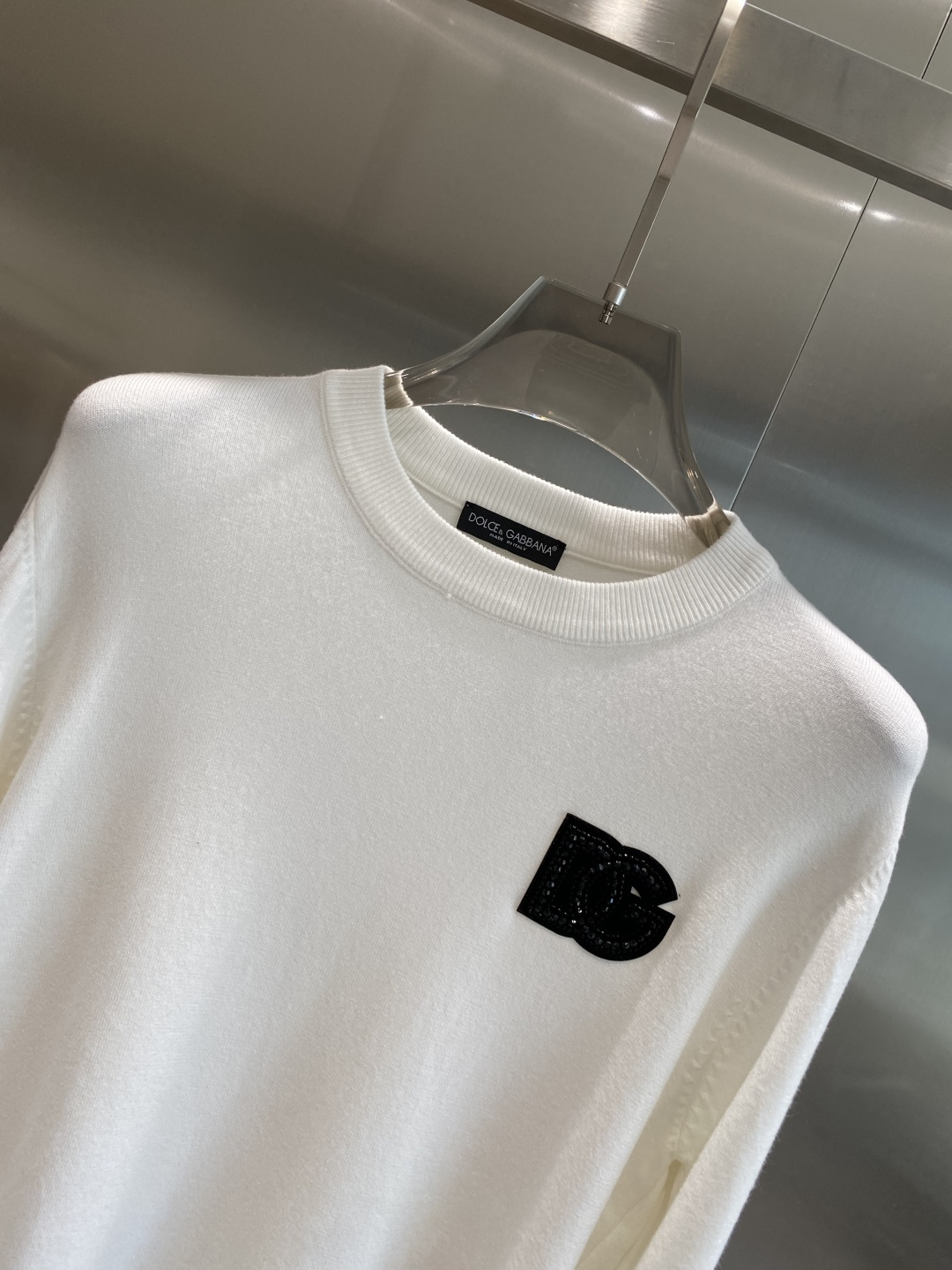 《𝙉𝙚𝙬🤍🖤DG家》2025秋冬新款毛衣 高品质意大利进口面料，高密度针织，时尚百搭毛衣，帅气十足。经典