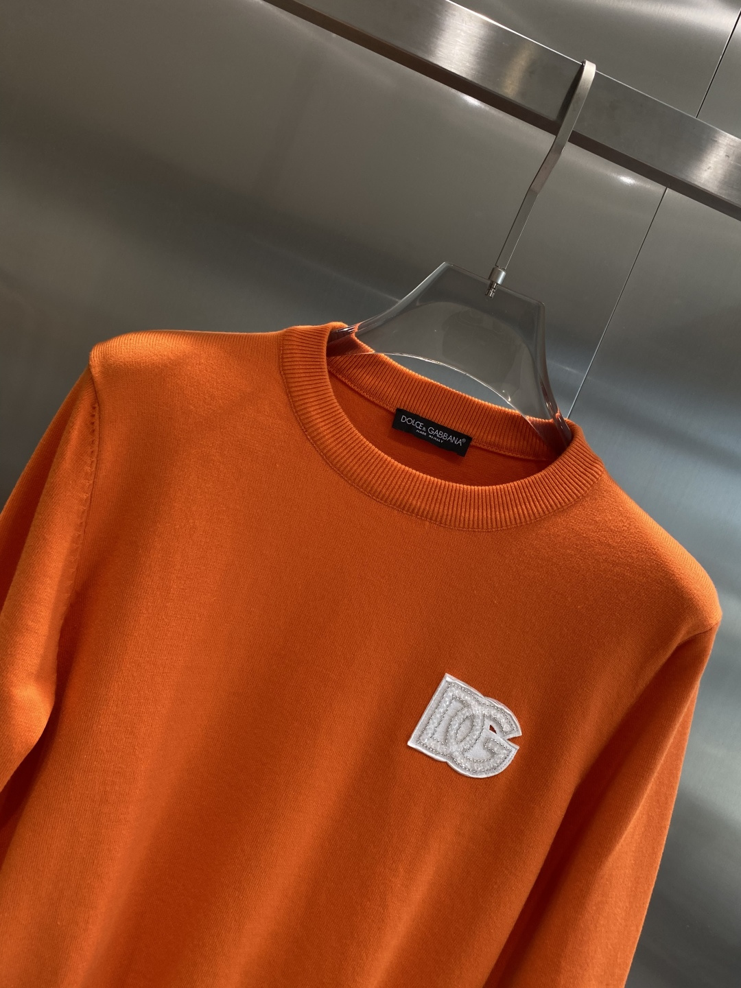 《𝙉𝙚𝙬🤍🖤DG家》2025秋冬新款毛衣 高品质意大利进口面料，高密度针织，时尚百搭毛衣，帅气十足。经典