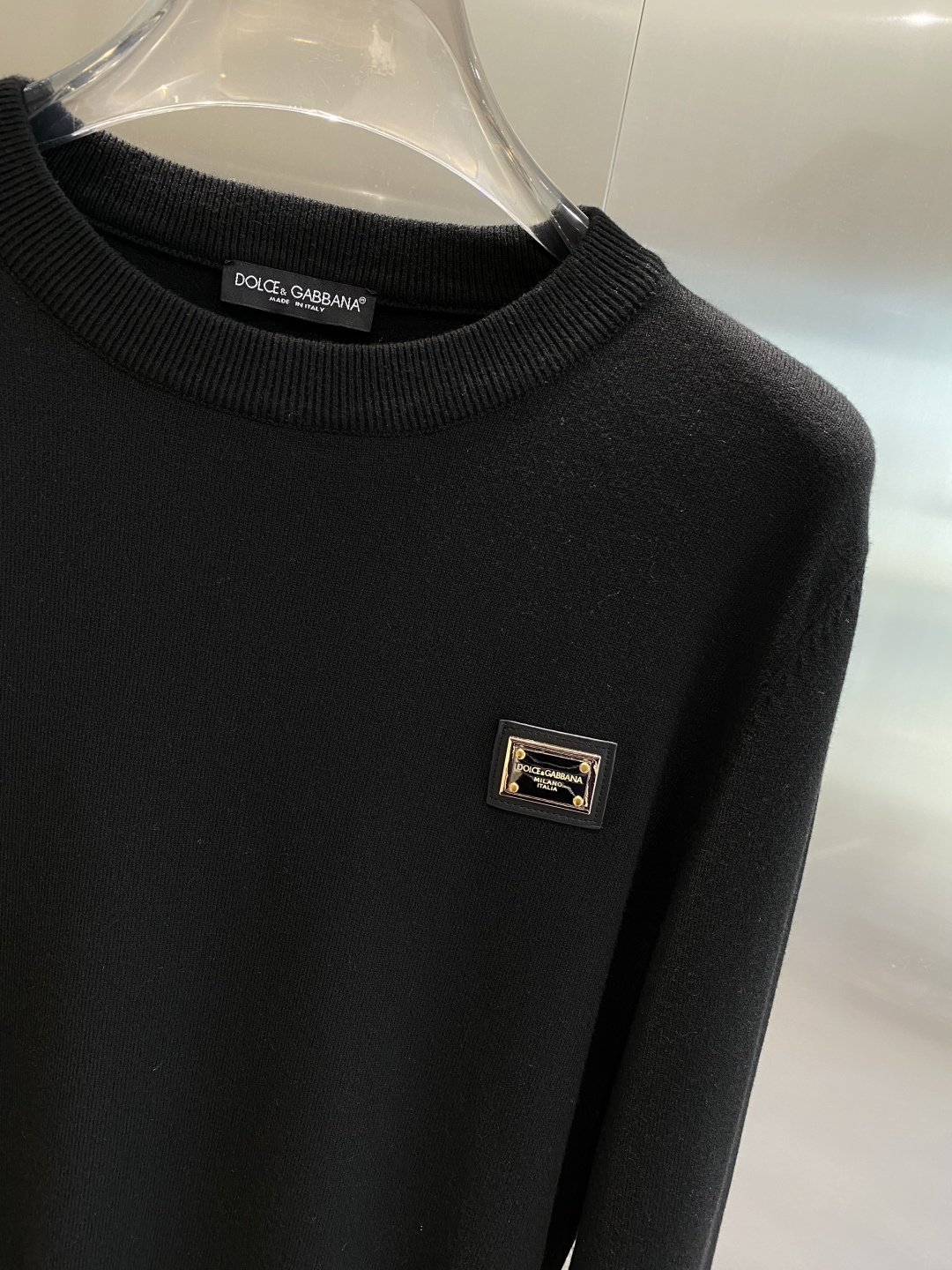 《𝙉𝙚𝙬🤍🖤DG家》2025秋冬新款毛衣 高品质意大利进口面料，高密度针织，时尚百搭毛衣，帅气十足。经典