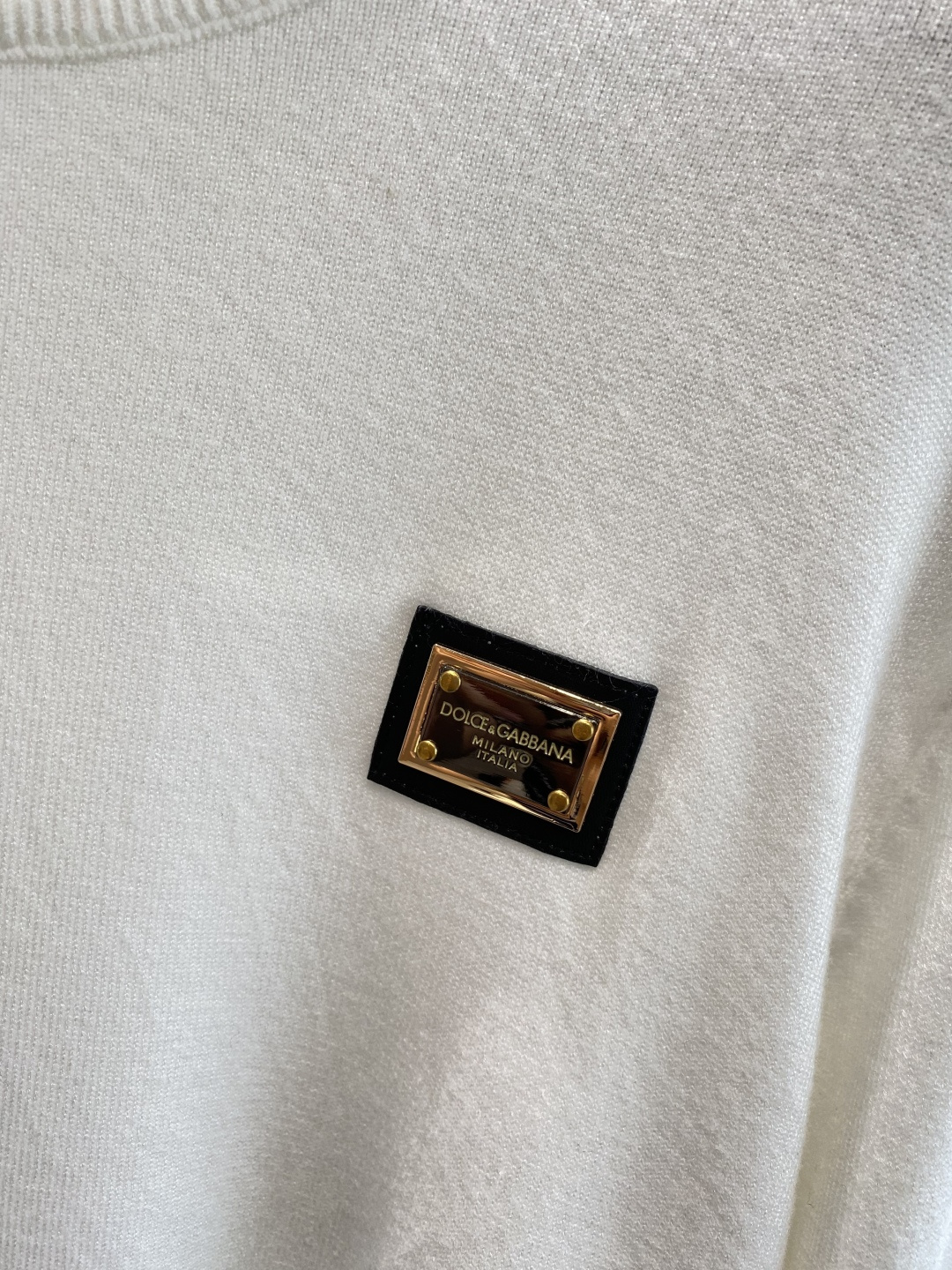 《𝙉𝙚𝙬🤍🖤DG家》2025秋冬新款毛衣 高品质意大利进口面料，高密度针织，时尚百搭毛衣，帅气十足。经典