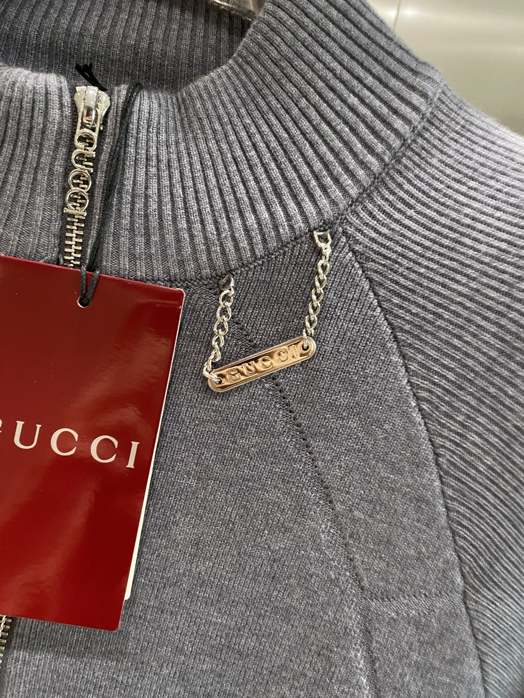 🌾 《𝙉𝙚𝙬🤍🖤古家》25ss秋冬 最新最顶级开衫羊毛针织衫开衫毛衣，精致配色融合新款潮开衫，最顶级的品