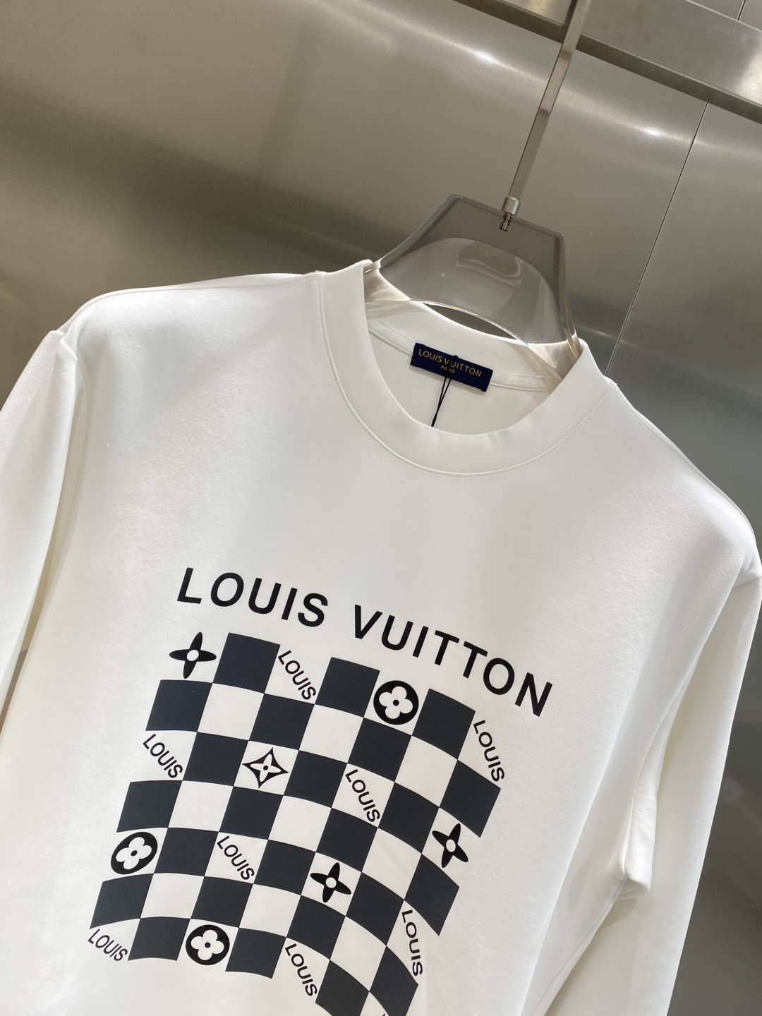 🌾 《𝙉𝙚𝙬🤍🖤驴家》25秋冬新品空气层 圆领卫衣，正面品牌标识设计，创意重释品牌标志性设计，采用400