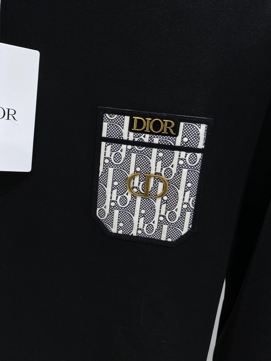 🌾 《𝙉𝙚𝙬🤍🖤驴家》25秋冬新品空气层 圆领卫衣，正面品牌标识设计，创意重释品牌标志性设计，采用400