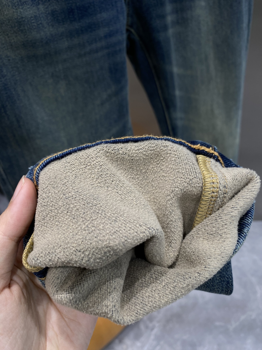 《𝙉𝙚𝙬🤍🖤迪家》25ss秋冬牛仔 超级有范儿的一款牛仔裤，定制原版水洗牛仔面料，独特设计，顶级工艺字母