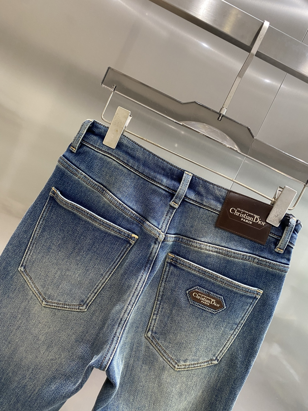 《𝙉𝙚𝙬🤍🖤迪家》25ss秋冬牛仔 超级有范儿的一款牛仔裤，定制原版水洗牛仔面料，独特设计，顶级工艺字母