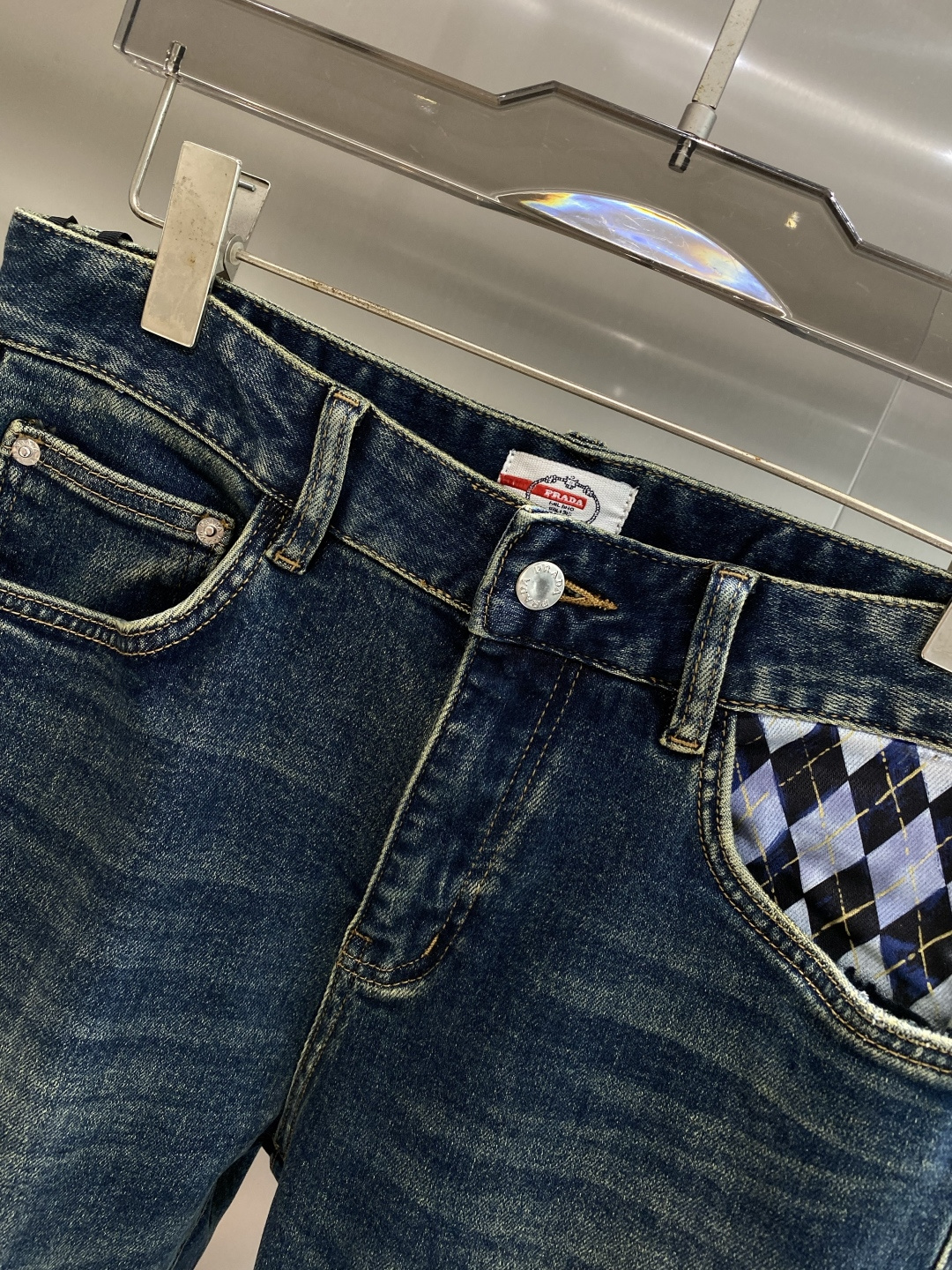 《𝙉𝙚𝙬🤍🖤普家》25ss秋冬牛仔 超级有范儿的一款牛仔裤，定制原版水洗牛仔面料，独特设计，顶级工艺字母