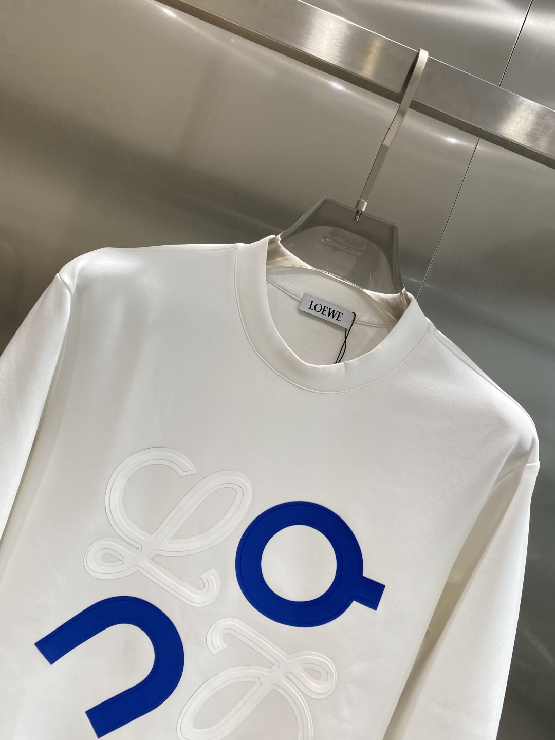 《𝙉𝙚𝙬🤍🖤罗家》25秋冬新品空气层 圆领卫衣，正面品牌标识设计，创意重释品牌标志性设计，采用400克重