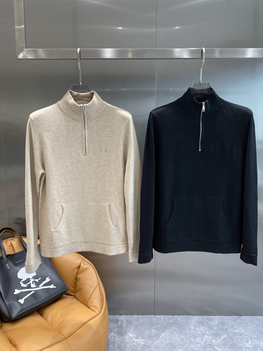 《𝙉𝙚𝙬🤍🖤古家》2025官网秋冬季最新毛衣，专柜同步在售爆款！特供羊毛混纺面料.手感舒适.可直接接触皮