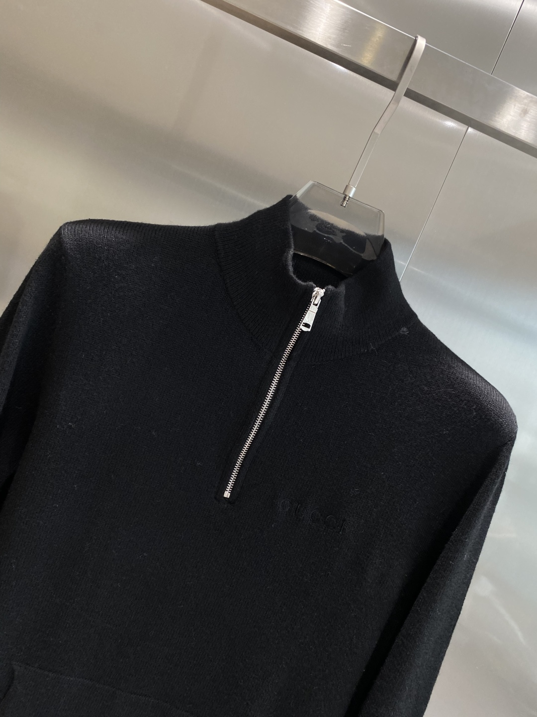 《𝙉𝙚𝙬🤍🖤古家》2025官网秋冬季最新毛衣，专柜同步在售爆款！特供羊毛混纺面料.手感舒适.可直接接触皮