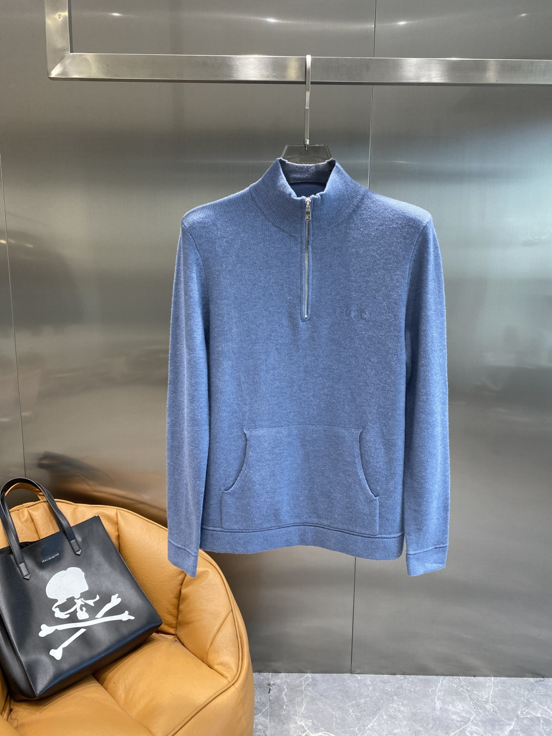 《𝙉𝙚𝙬🤍🖤古家》2025官网秋冬季最新毛衣，专柜同步在售爆款！特供羊毛混纺面料.手感舒适.可直接接触皮