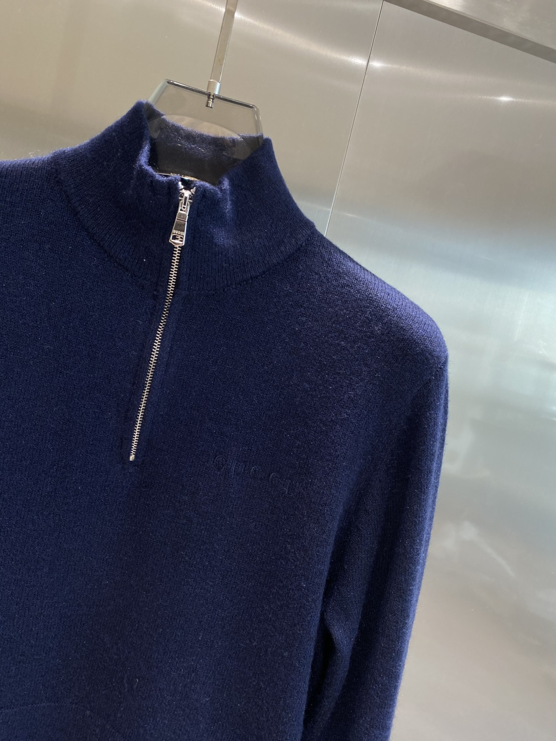 《𝙉𝙚𝙬🤍🖤古家》2025官网秋冬季最新毛衣，专柜同步在售爆款！特供羊毛混纺面料.手感舒适.可直接接触皮