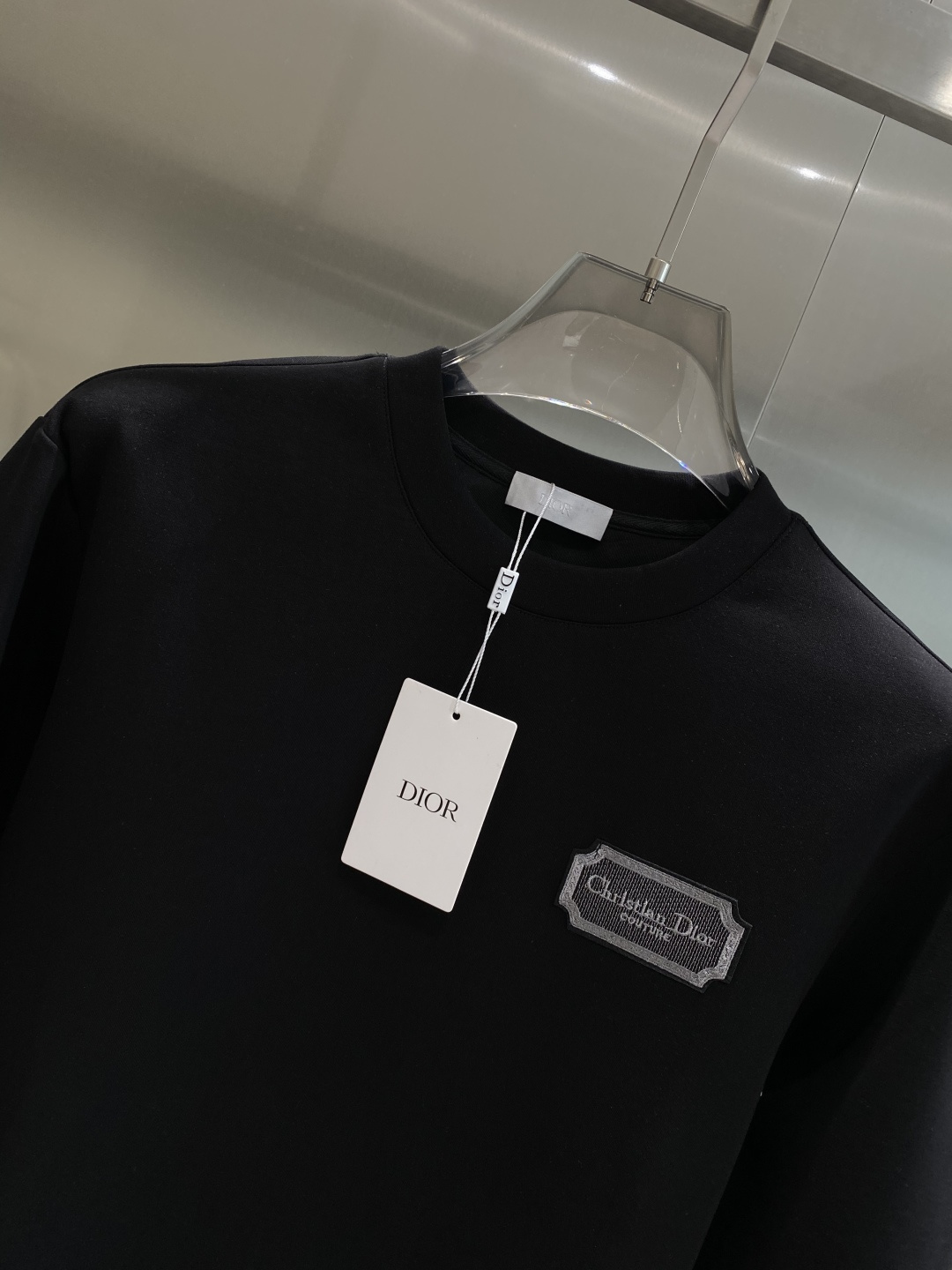 《𝙉𝙚𝙬🤍🖤迪家》25秋冬新品空气层 圆领卫衣，正面品牌标识设计，创意重释品牌标志性设计，采用400克重