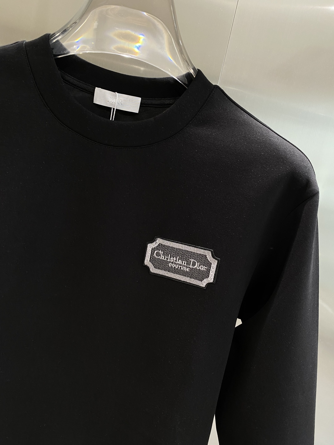 《𝙉𝙚𝙬🤍🖤迪家》25秋冬新品空气层 圆领卫衣，正面品牌标识设计，创意重释品牌标志性设计，采用400克重