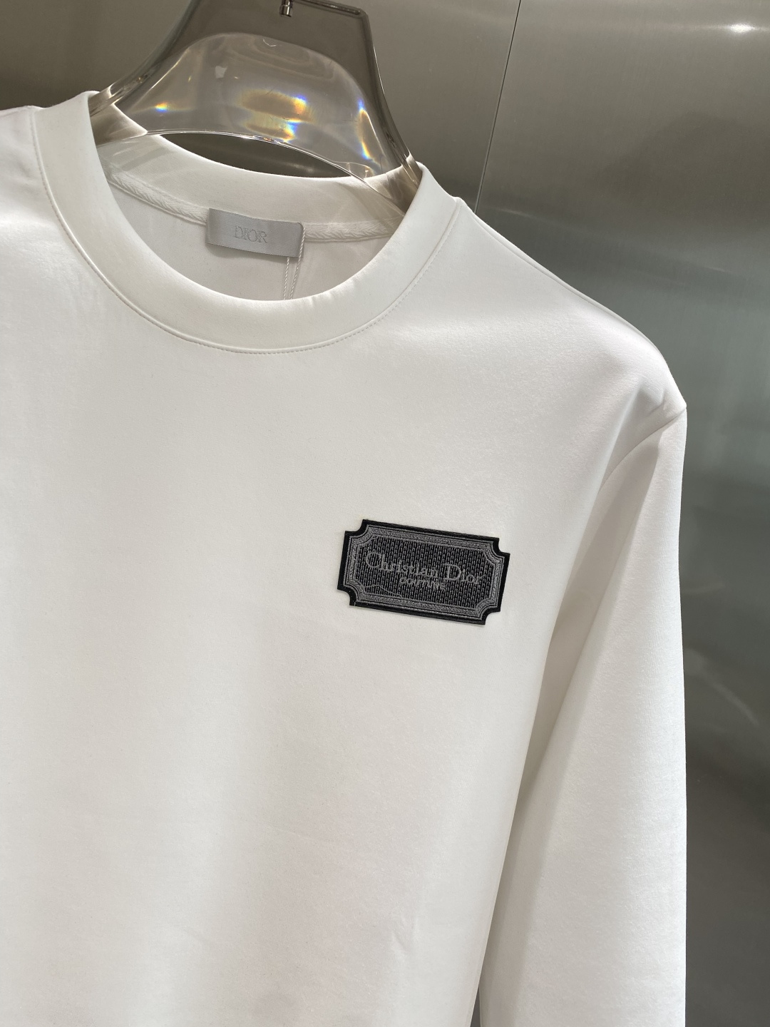 《𝙉𝙚𝙬🤍🖤迪家》25秋冬新品空气层 圆领卫衣，正面品牌标识设计，创意重释品牌标志性设计，采用400克重