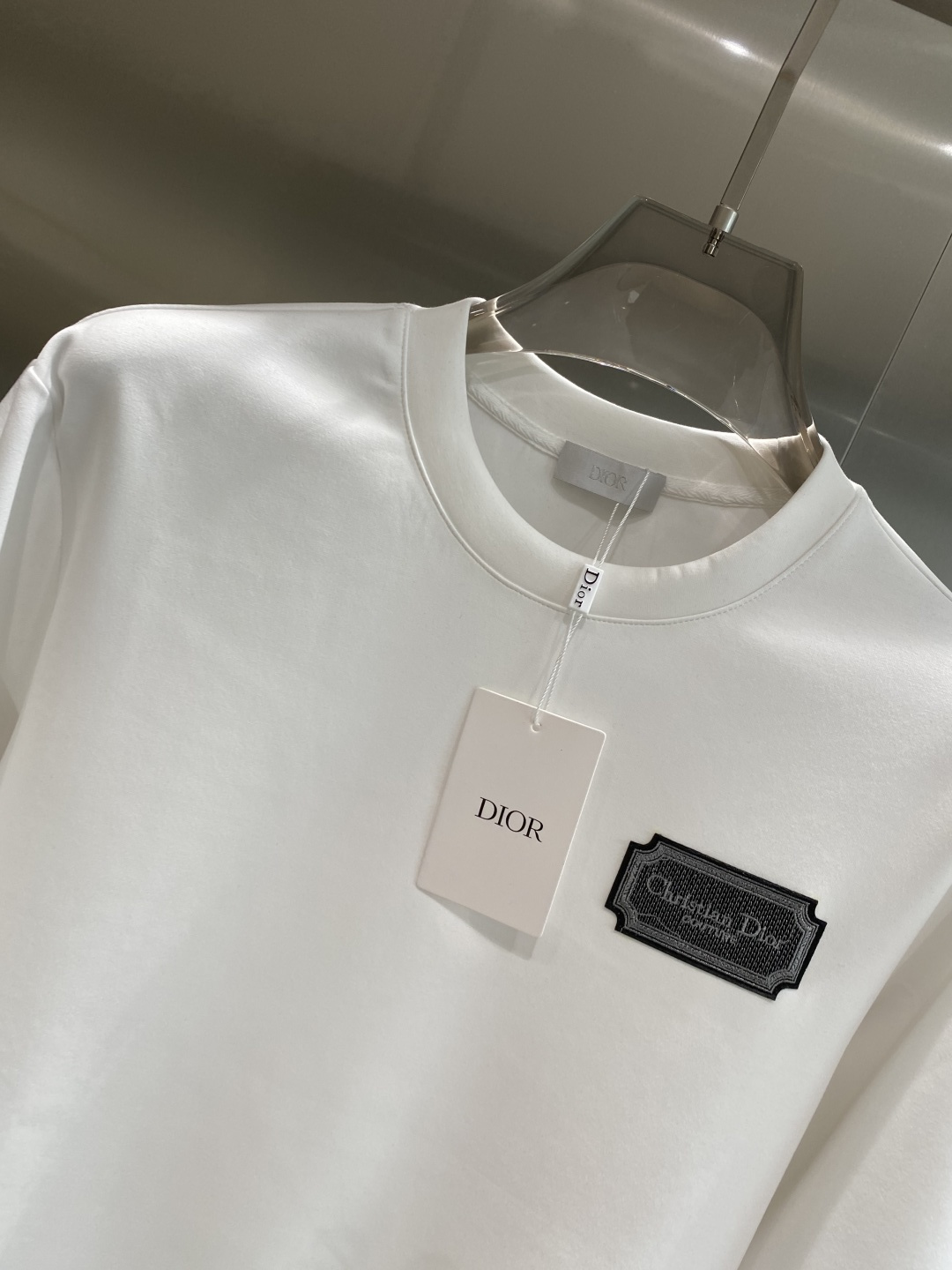 《𝙉𝙚𝙬🤍🖤迪家》25秋冬新品空气层 圆领卫衣，正面品牌标识设计，创意重释品牌标志性设计，采用400克重