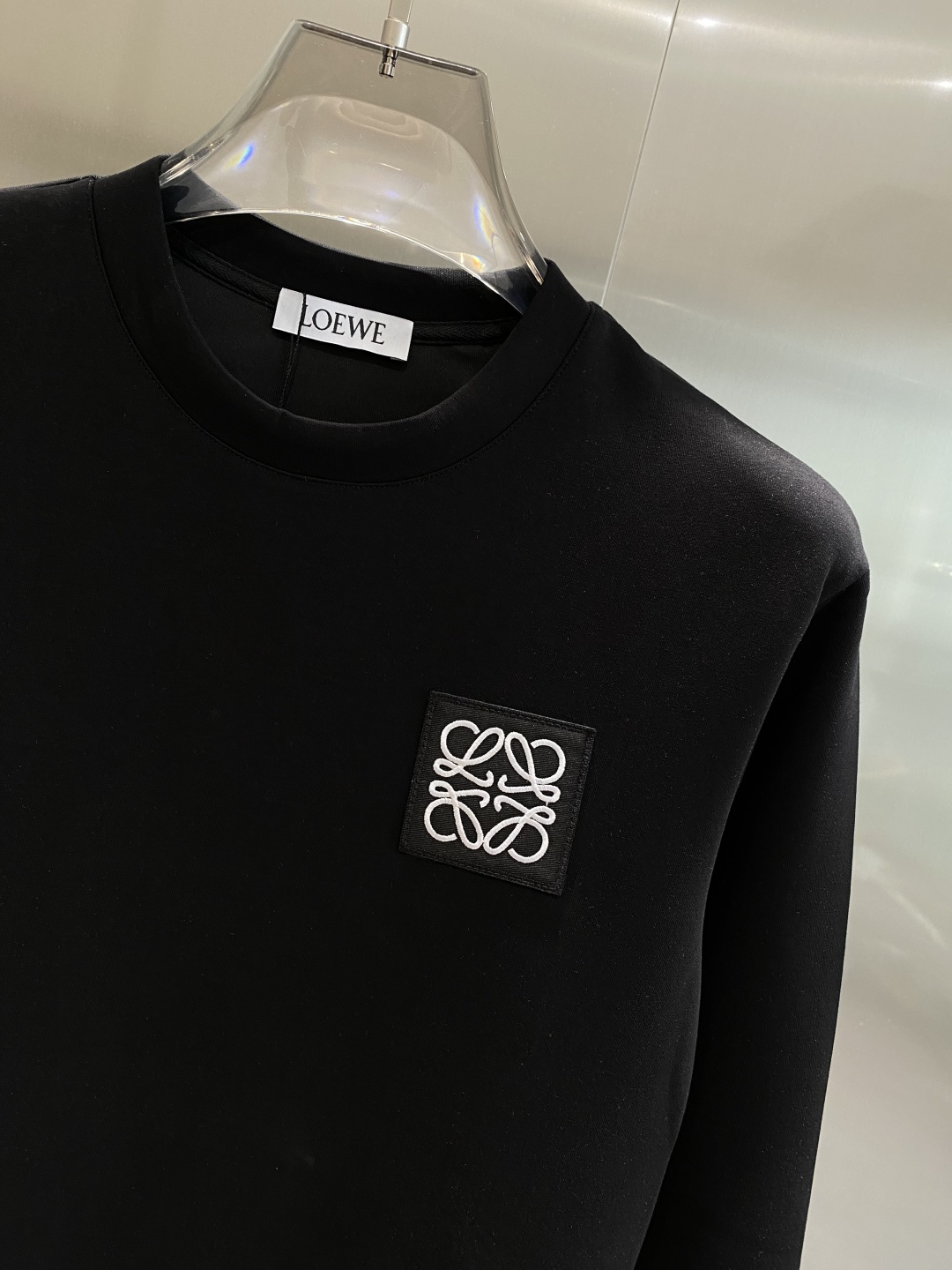 《𝙉𝙚𝙬🤍🖤罗家》25秋冬新品空气层 圆领卫衣，正面品牌标识设计，创意重释品牌标志性设计，采用400克重