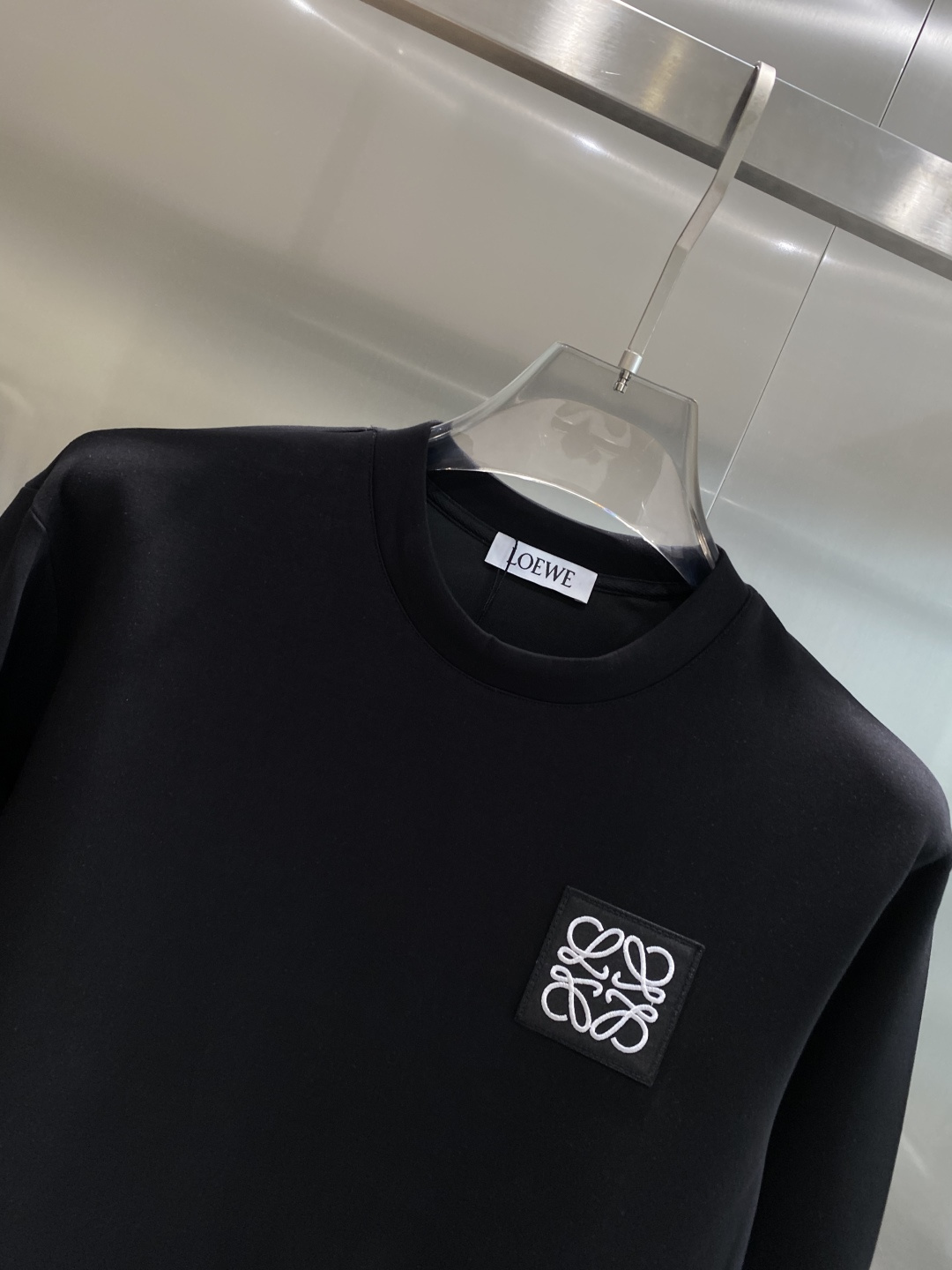 《𝙉𝙚𝙬🤍🖤罗家》25秋冬新品空气层 圆领卫衣，正面品牌标识设计，创意重释品牌标志性设计，采用400克重