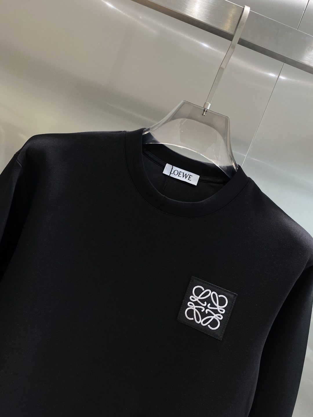 《𝙉𝙚𝙬🤍🖤罗家》25秋冬新品空气层 圆领卫衣，正面品牌标识设计，创意重释品牌标志性设计，采用400克重