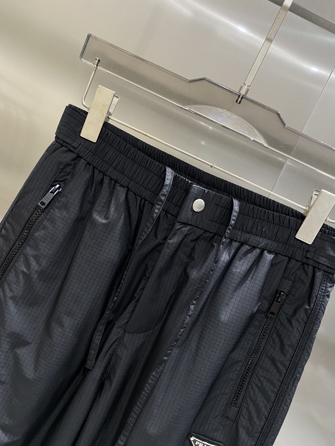 《𝙉𝙚𝙬🖤🤍普家》2025专柜新品大爆款高端休闲裤松紧裤！奢华品牌logo重工艺点缀 随意进出专柜，高端