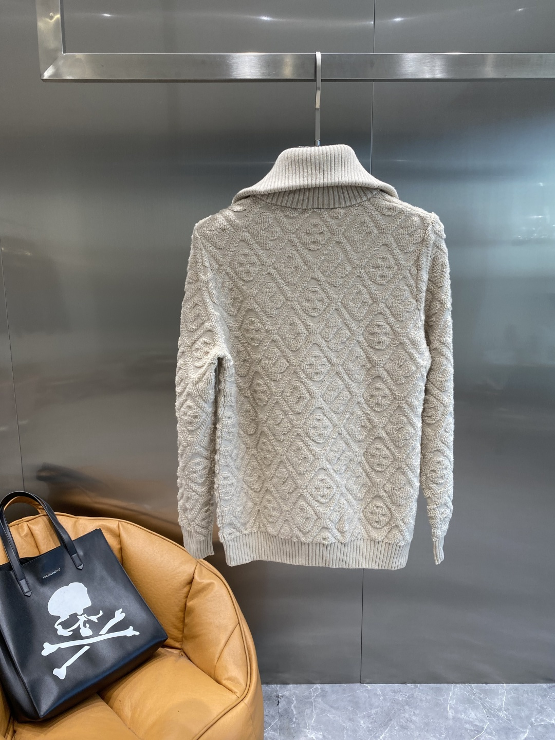 《𝙉𝙚𝙬🤍🖤驴家》25ss秋冬 最新最顶级开衫羊毛针织衫开衫毛衣，精致配色融合新款潮开衫，最顶级的品质专