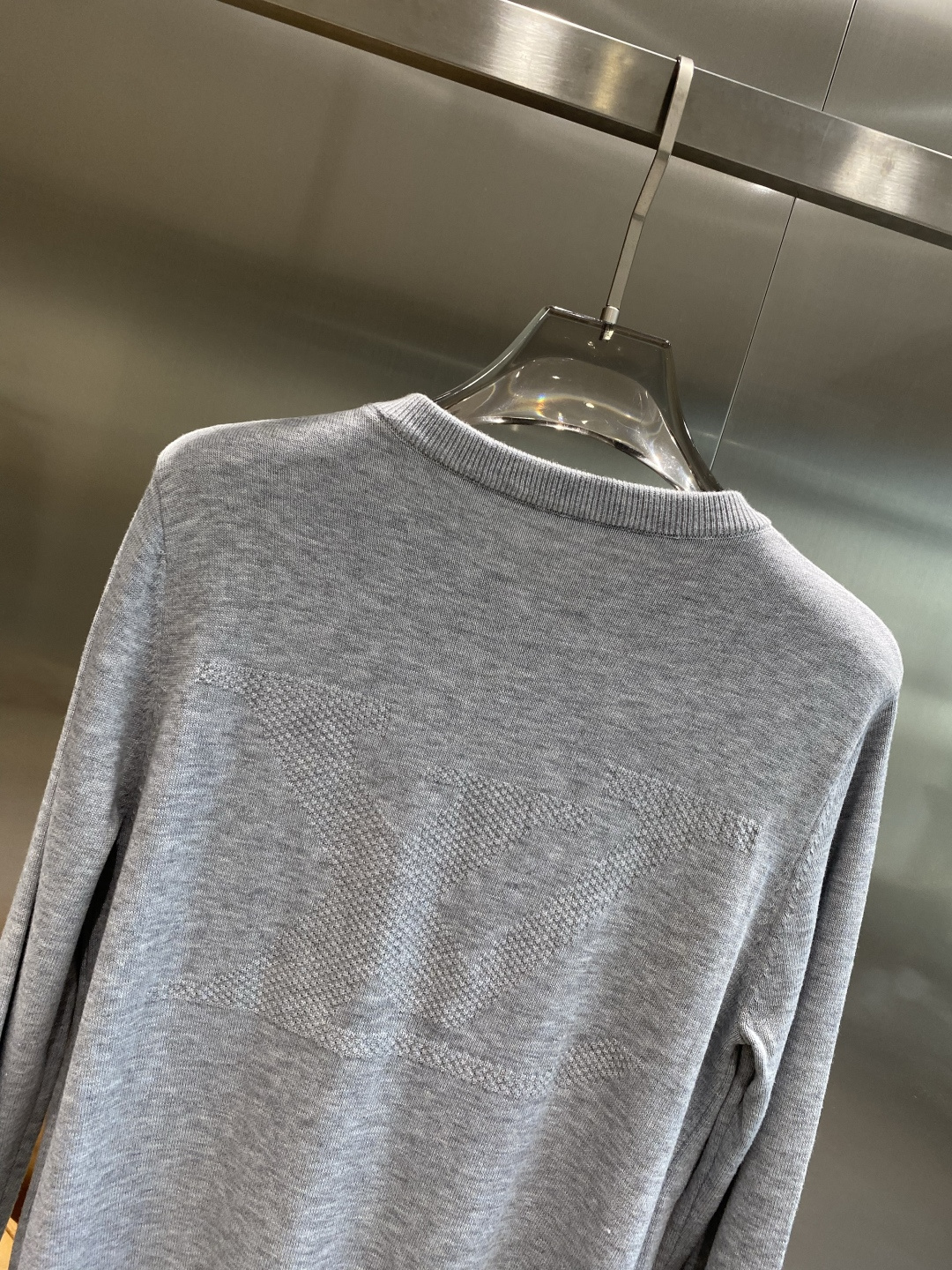 《𝙉𝙚𝙬🤍🖤驴家》2025官网秋冬季最新毛衣，专柜同步在售爆款！特供羊毛混纺面料.手感舒适.可直接接触皮