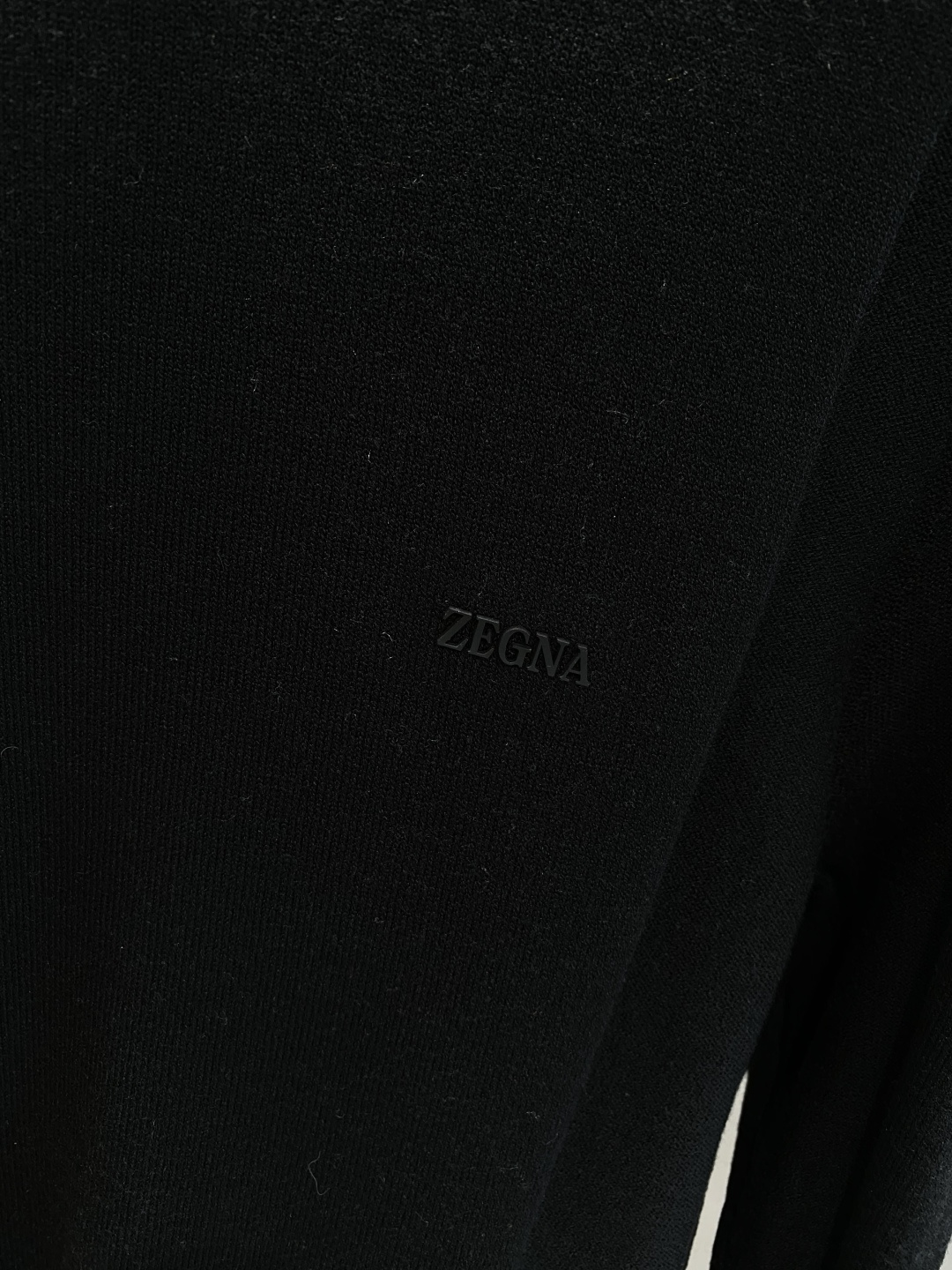 《𝙉𝙚𝙬🤍🖤杰尼家》2025官网秋冬季最新毛衣，专柜同步在售爆款！特供羊毛混纺面料.手感舒适.可直接接触