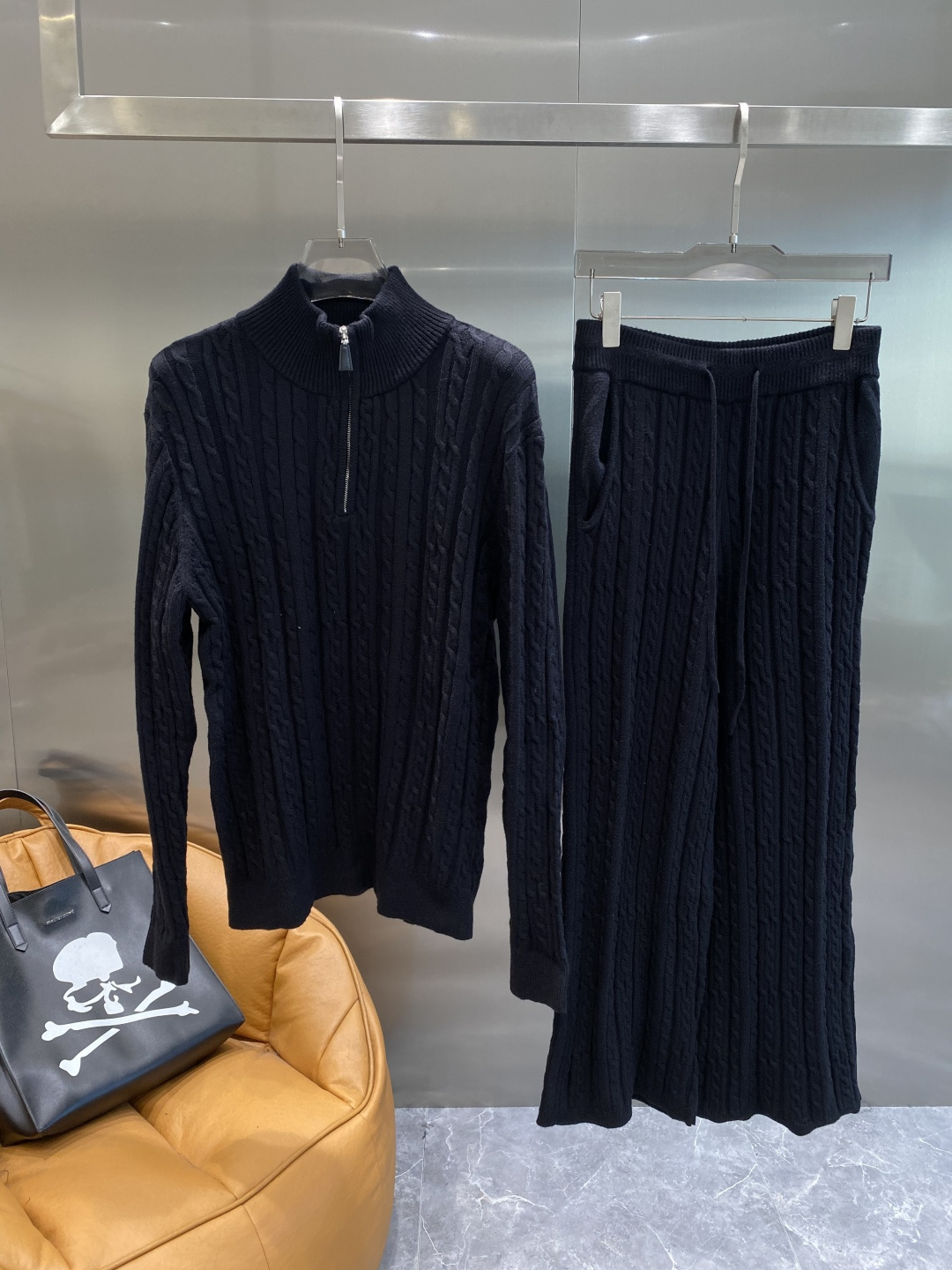 《𝙉𝙚𝙬🤍🖤杰尼家》2025官网秋冬季最新毛衣，专柜同步在售爆款！特供羊毛混纺面料.手感舒适.可直接接触