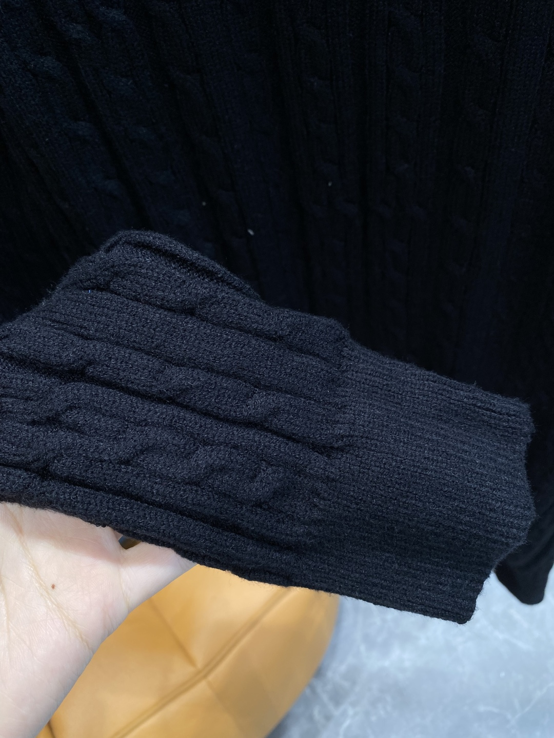 《𝙉𝙚𝙬🤍🖤杰尼家》2025官网秋冬季最新毛衣，专柜同步在售爆款！特供羊毛混纺面料.手感舒适.可直接接触