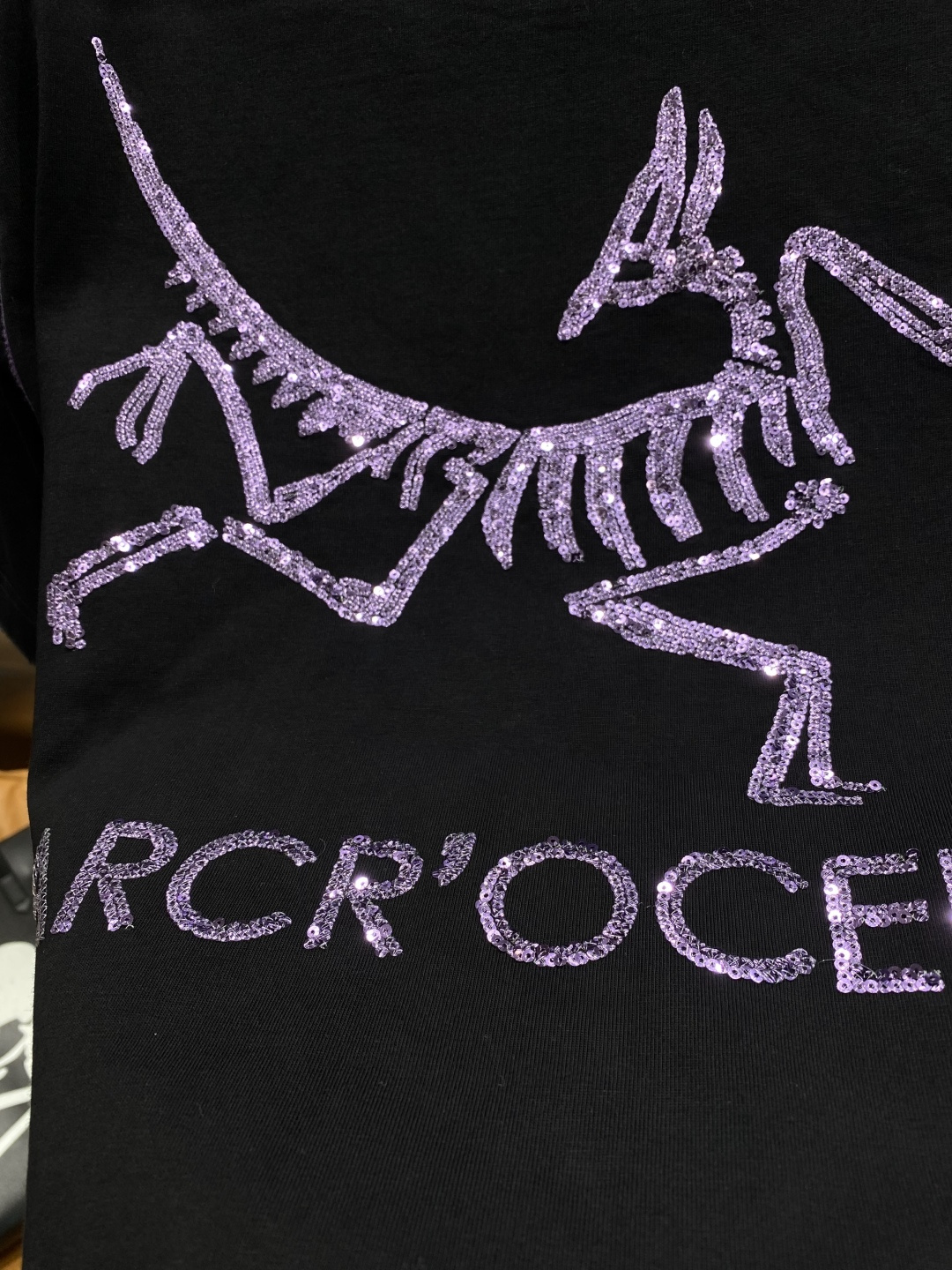 《𝙉𝙚𝙬🤍🖤鸟家》2025秋冬专柜新款 时尚休闲打底衫长袖T恤，精选进口高密度双面拉架棉面料，精致原版l