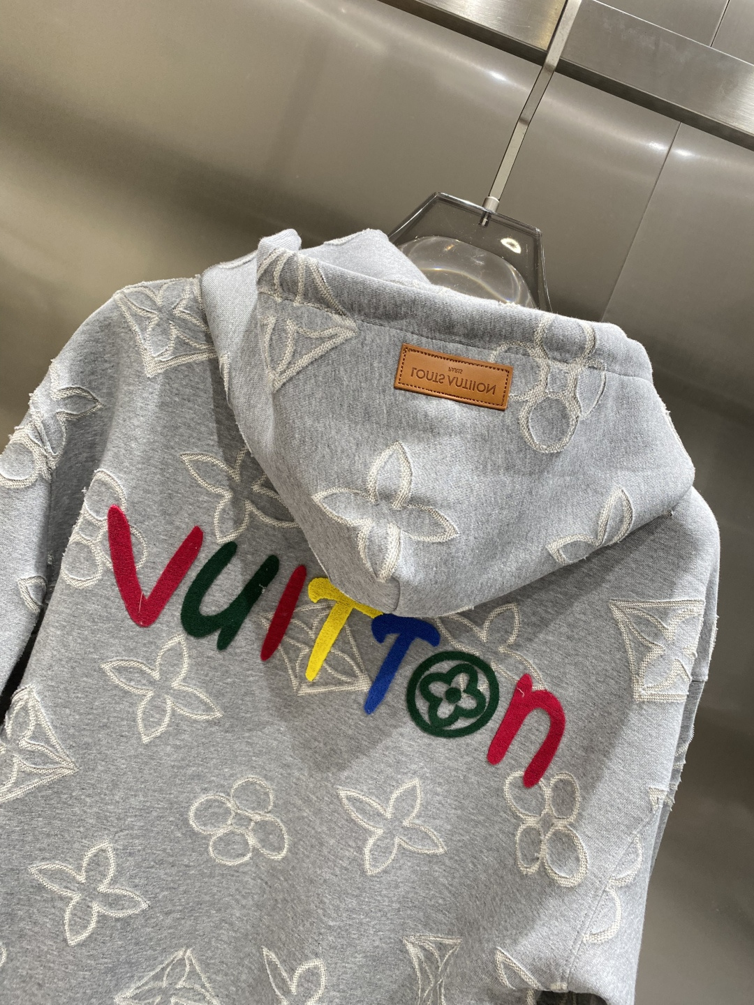 《𝙉𝙚𝙬🤍🖤驴家》2025ss秋冬最新款专柜同款首发！高端时尚休闲开衫外套超正版型上身瞬间变欧巴！简约时