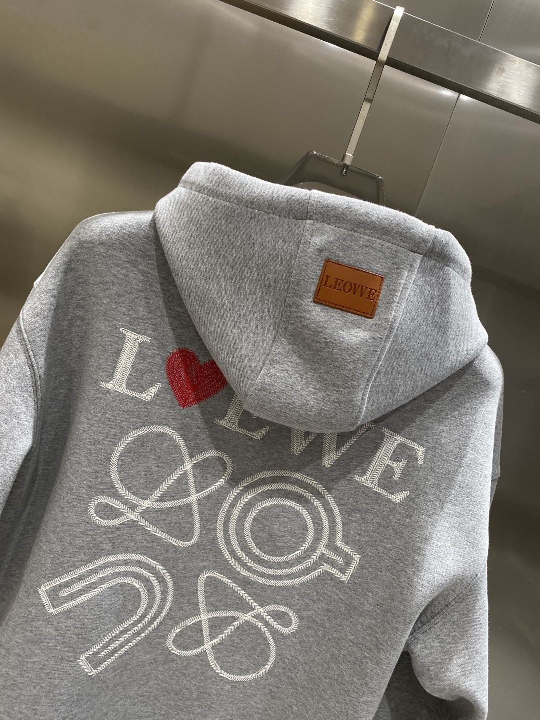 《𝙉𝙚𝙬🤍🖤罗家》2025最新卫衣，独家发售！原版复刻，独家设计，超强工艺！极其奢华！版型超赞！尺码 M