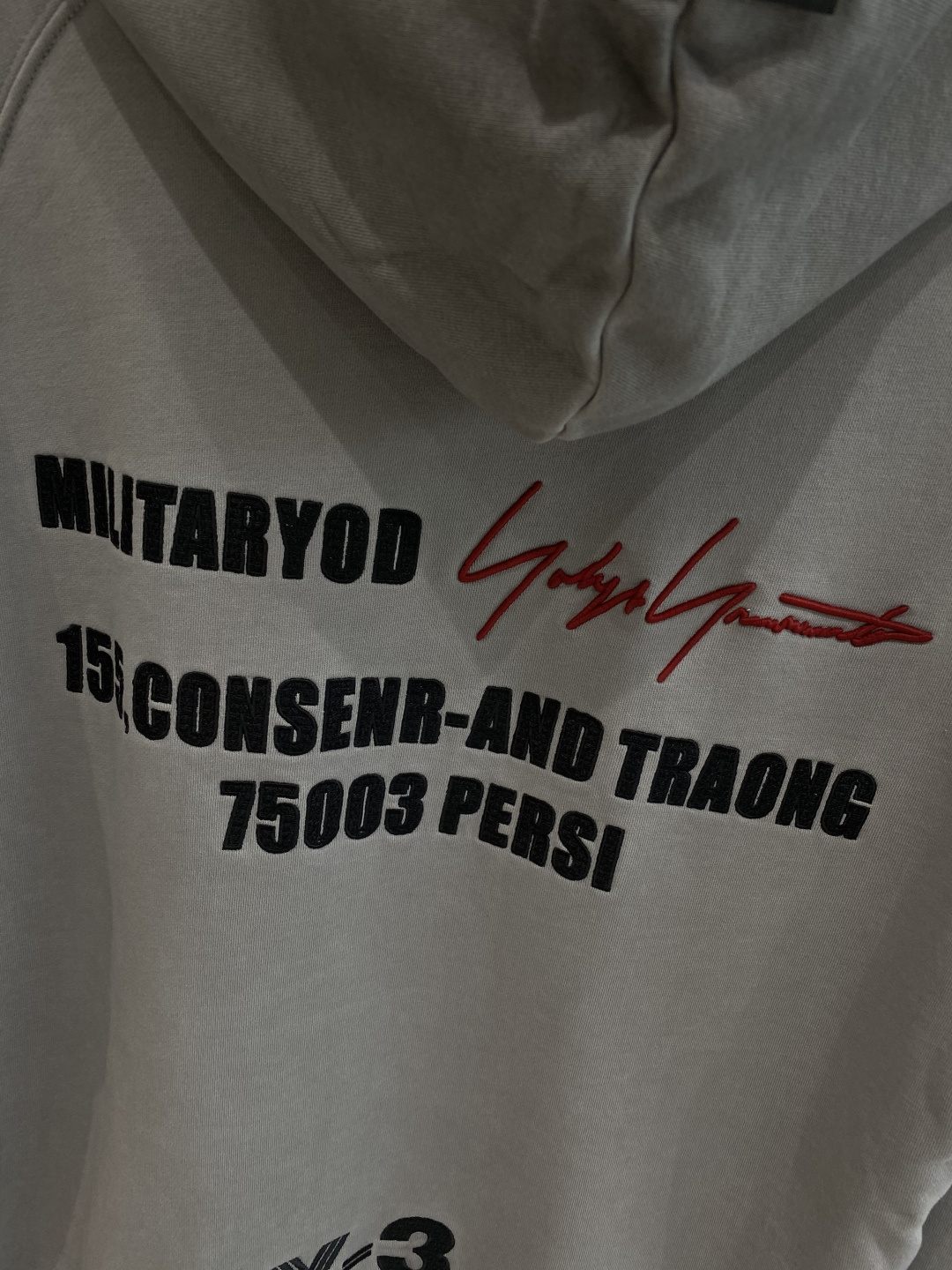 《𝙉𝙚𝙬🤍🖤Y3家》2025最新款卫衣，独家发售！原版复刻，独家设计，超强工艺！极其奢华！版型超赞！尺码