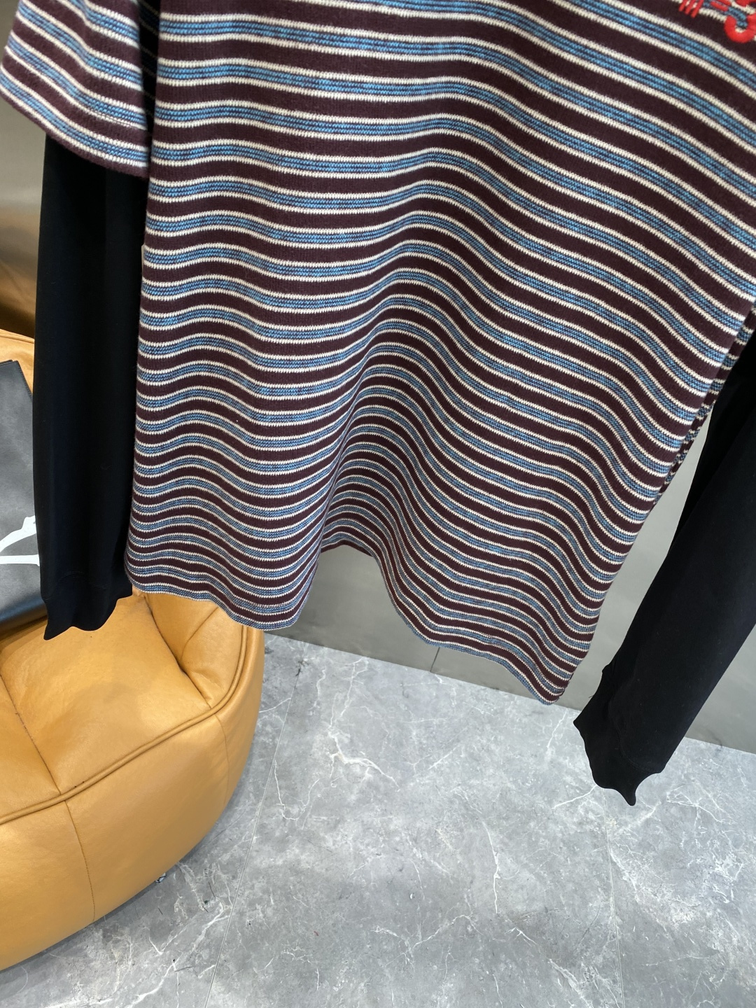 《𝙉𝙚𝙬🤍🖤Y3家》2025秋冬专柜新款 时尚休闲打底衫长袖T恤，精选进口高密度双面拉架棉面料，精致原版