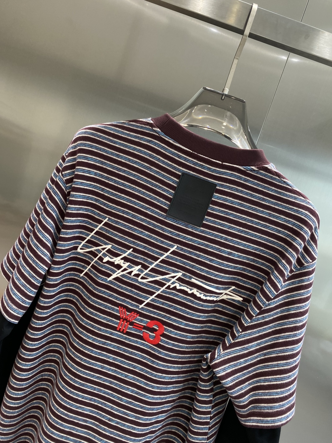 《𝙉𝙚𝙬🤍🖤Y3家》2025秋冬专柜新款 时尚休闲打底衫长袖T恤，精选进口高密度双面拉架棉面料，精致原版