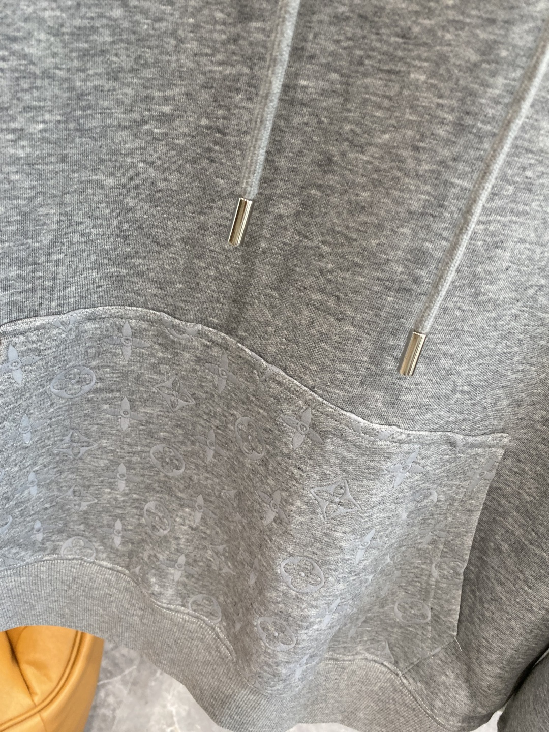 《𝙉𝙚𝙬🤍🖤驴家》2025最新卫衣，独家发售！原版复刻，独家设计，超强工艺！极其奢华！版型超赞！尺码 M