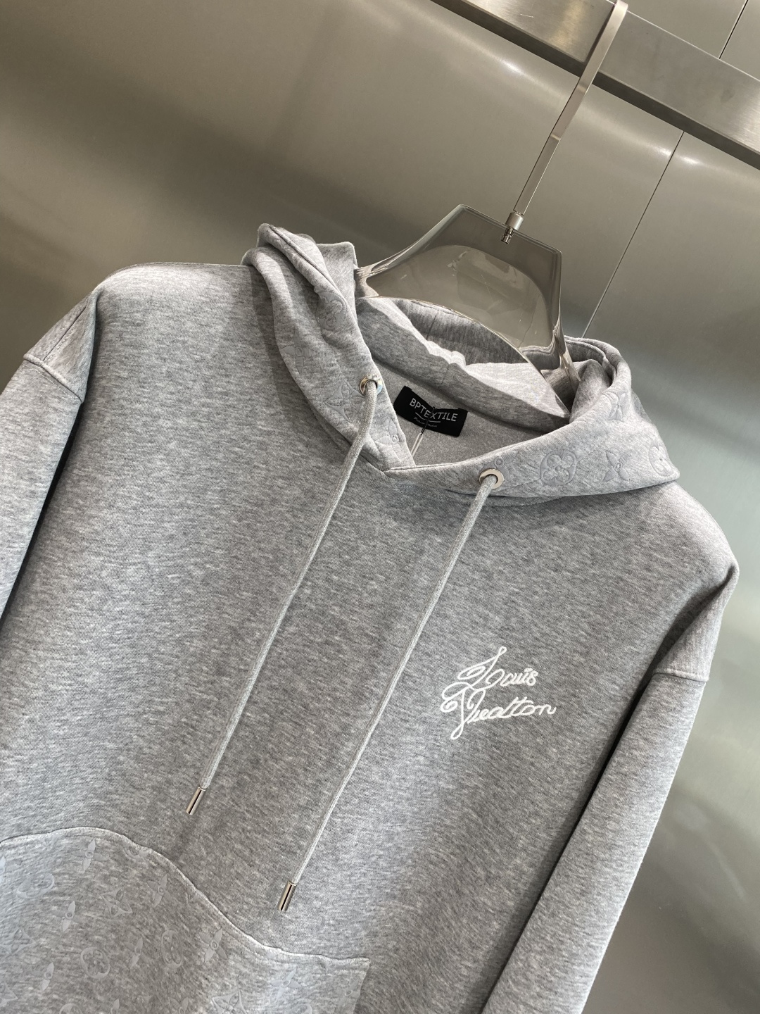 《𝙉𝙚𝙬🤍🖤驴家》2025最新卫衣，独家发售！原版复刻，独家设计，超强工艺！极其奢华！版型超赞！尺码 M