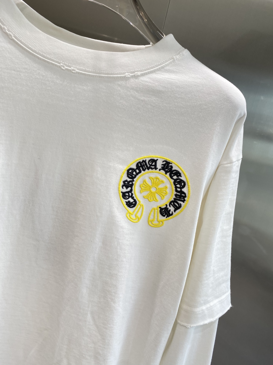 《𝙉𝙚𝙬🤍🖤克家》2025秋冬专柜新款 时尚休闲打底衫长袖T恤，精选进口高密度双面拉架棉面料，精致原版l