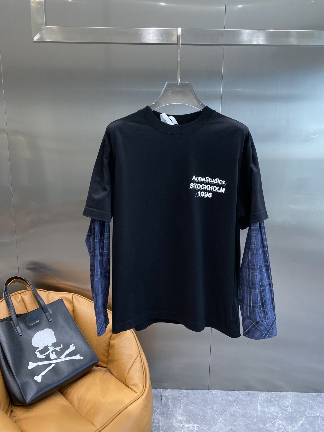 《𝙉𝙚𝙬🤍🖤Acne家》2025ss长袖t恤 定制全棉双纱紧密爽滑面料，布面干净，布纹清晰，手感非常细腻