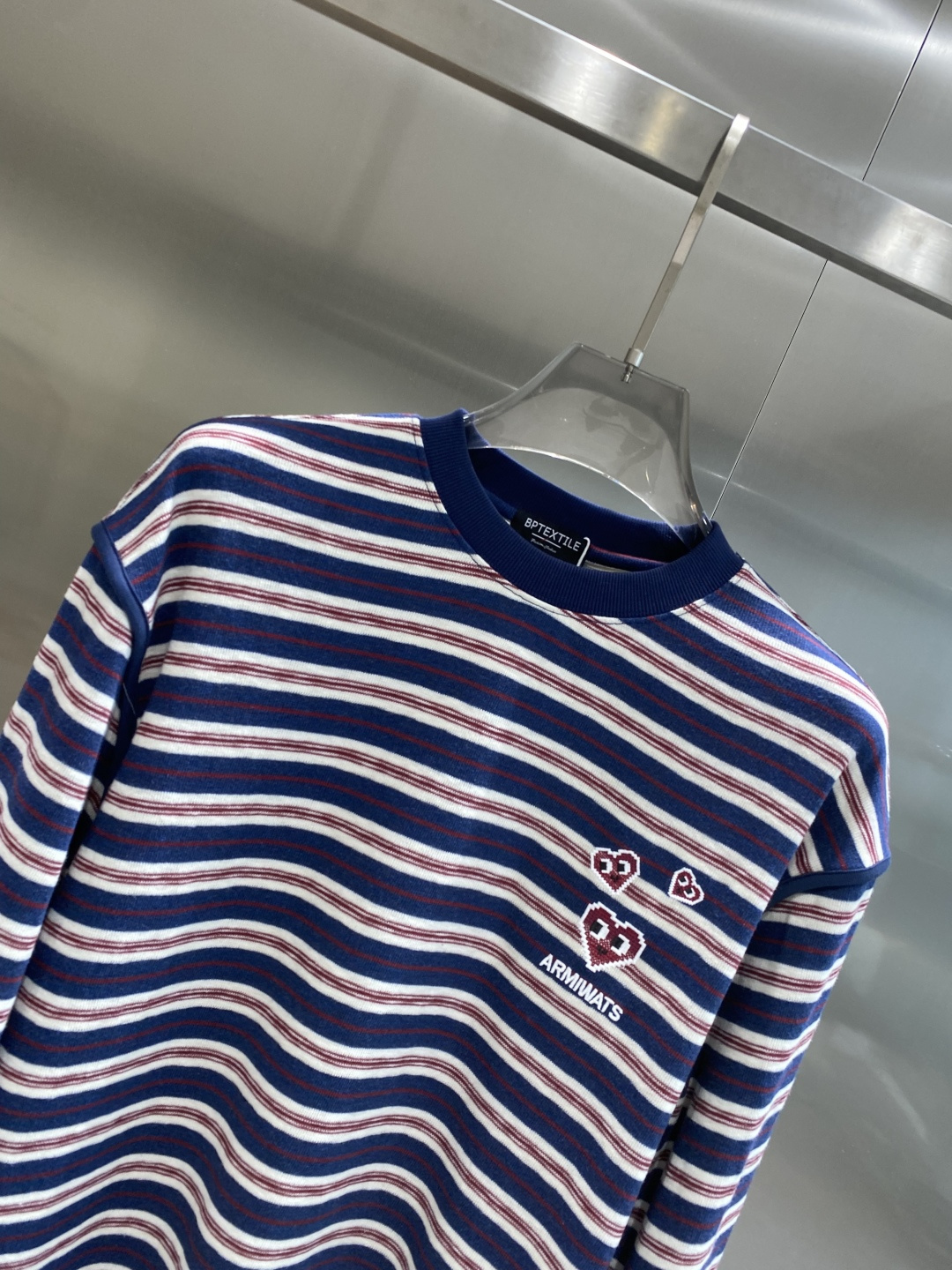 《𝙉𝙚𝙬🤍🖤Play家》2025ss长袖t恤 定制全棉双纱紧密爽滑面料，布面干净，布纹清晰，手感非常细腻