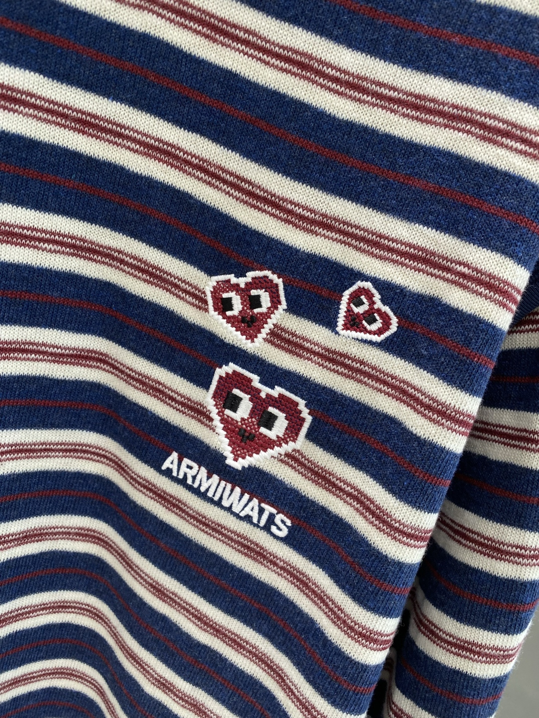 《𝙉𝙚𝙬🤍🖤Play家》2025ss长袖t恤 定制全棉双纱紧密爽滑面料，布面干净，布纹清晰，手感非常细腻