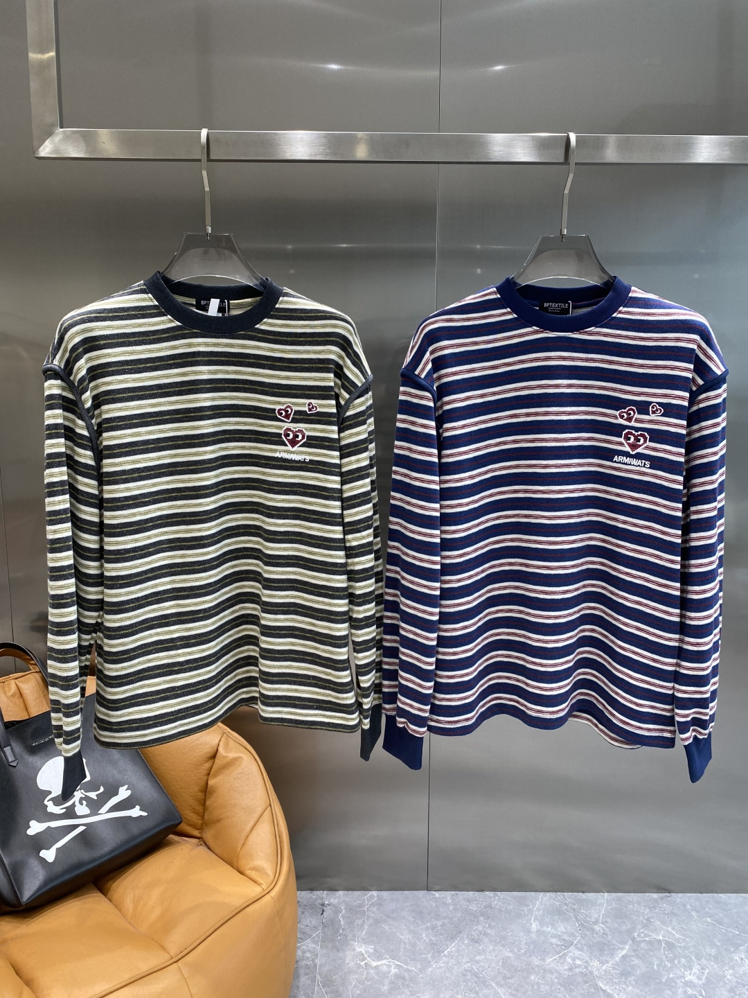 《𝙉𝙚𝙬🤍🖤Play家》2025ss长袖t恤 定制全棉双纱紧密爽滑面料，布面干净，布纹清晰，手感非常细腻