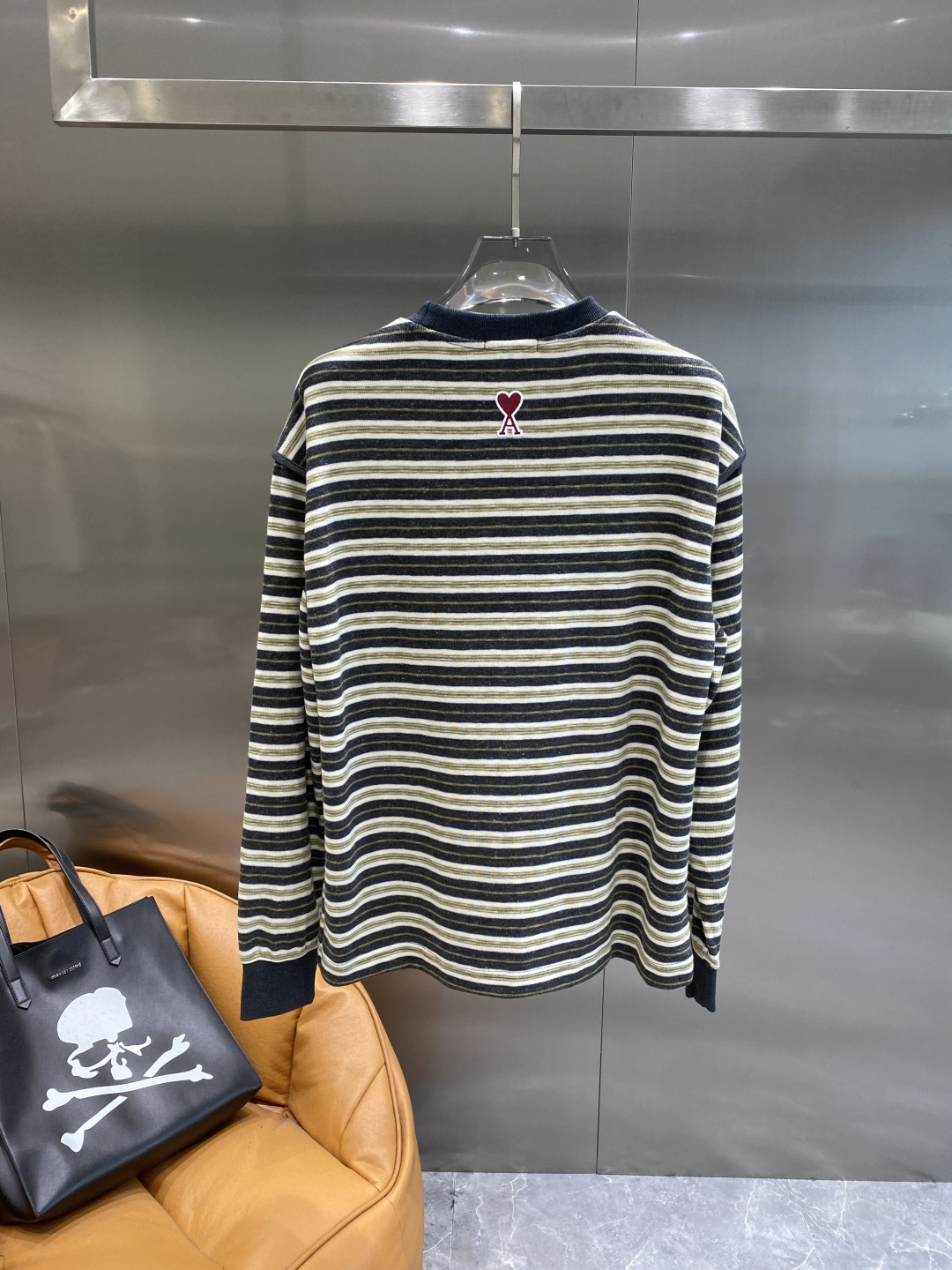 《𝙉𝙚𝙬🤍🖤Play家》2025ss长袖t恤 定制全棉双纱紧密爽滑面料，布面干净，布纹清晰，手感非常细腻