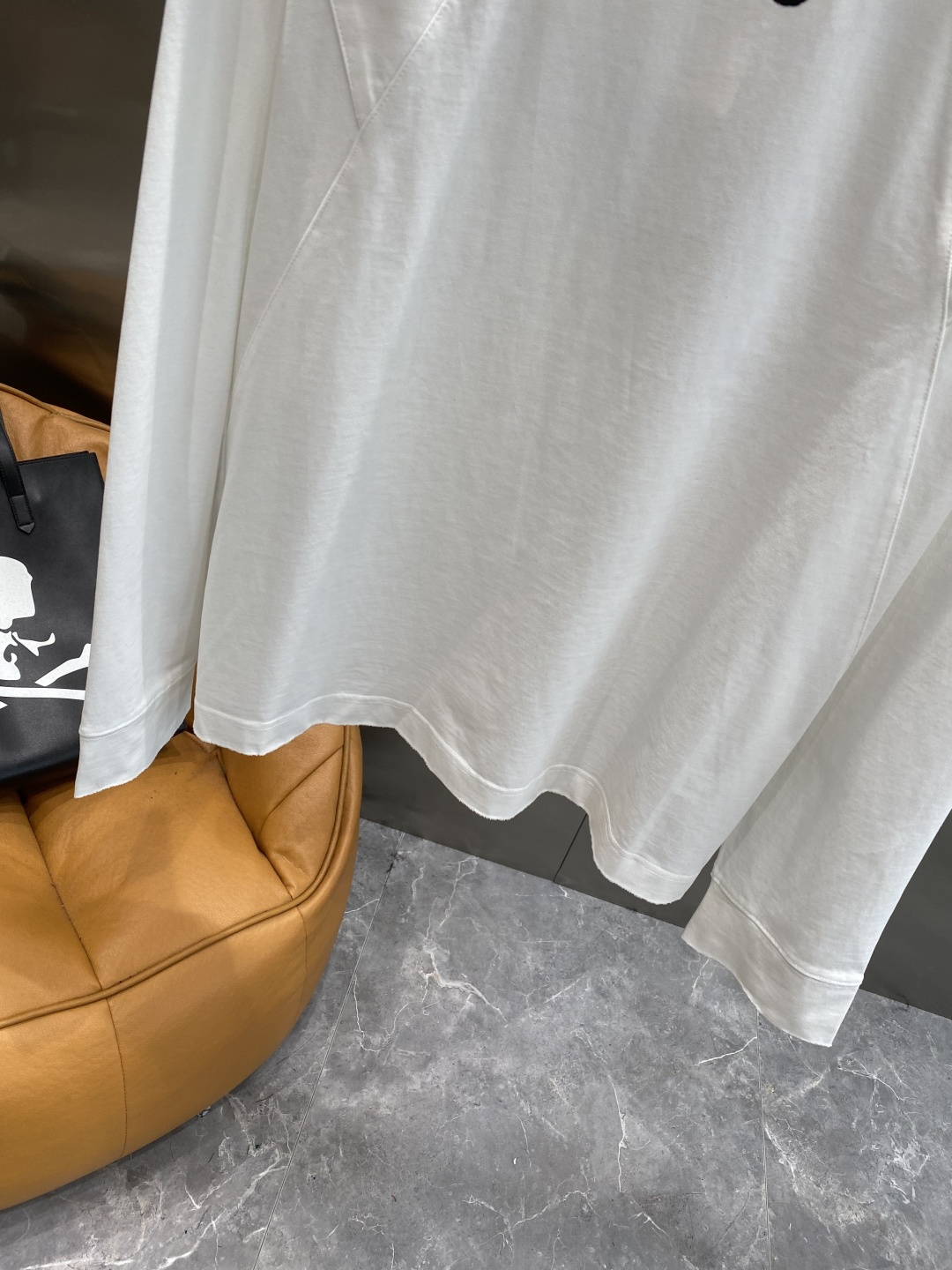 《𝙉𝙚𝙬🤍🖤Y3家》2025ss长袖t恤 定制全棉双纱紧密爽滑面料，布面干净，布纹清晰，手感非常细腻 紧