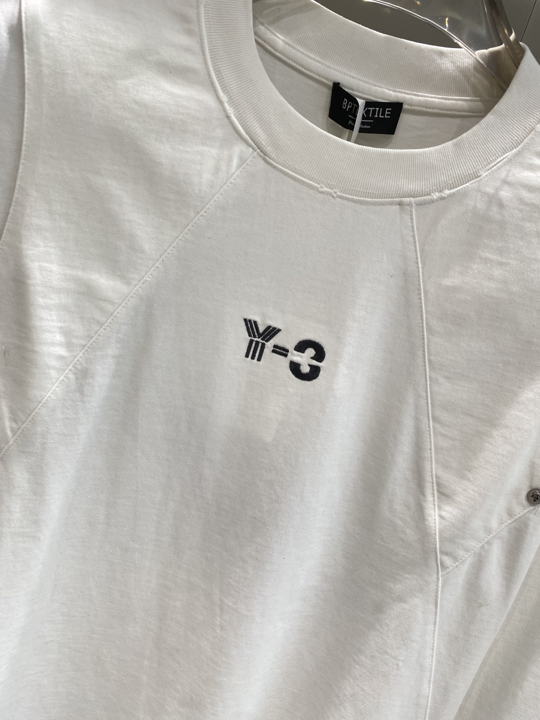 《𝙉𝙚𝙬🤍🖤Y3家》2025ss长袖t恤 定制全棉双纱紧密爽滑面料，布面干净，布纹清晰，手感非常细腻 紧