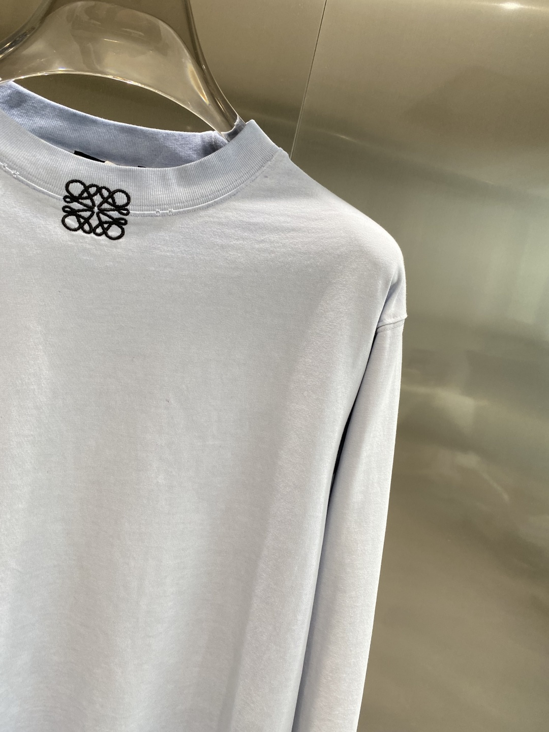 《𝙉𝙚𝙬🤍🖤罗家》2025ss长袖t恤 定制全棉双纱紧密爽滑面料，布面干净，布纹清晰，手感非常细腻 紧实