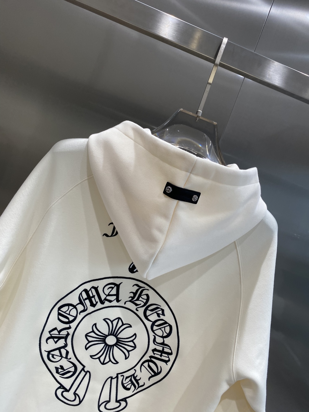 《𝙉𝙚𝙬🤍🖤罗家》2025最新卫衣，独家发售！原版复刻，独家设计，超强工艺！极其奢华！版型超赞！尺码 M