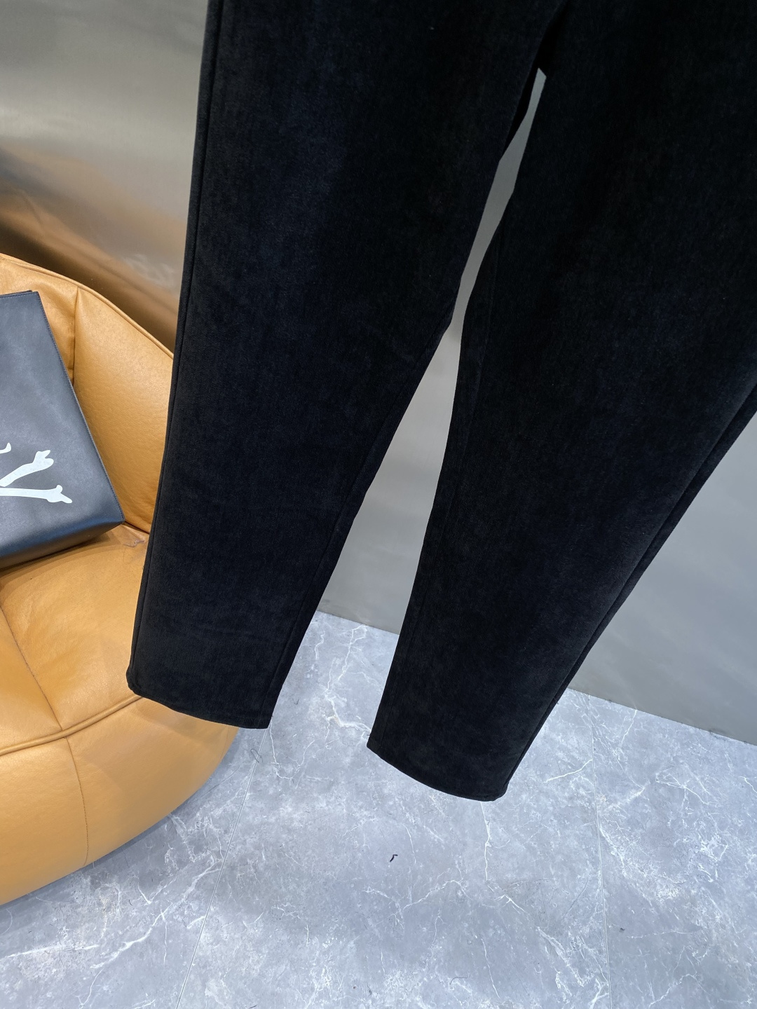 🌾售后✅ 《𝙉𝙚𝙬🤍🖤杰尼家》2025秋冬新品休闲裤西裤，官网同步发售，裤身工艺设计，进口客供辅料、面料