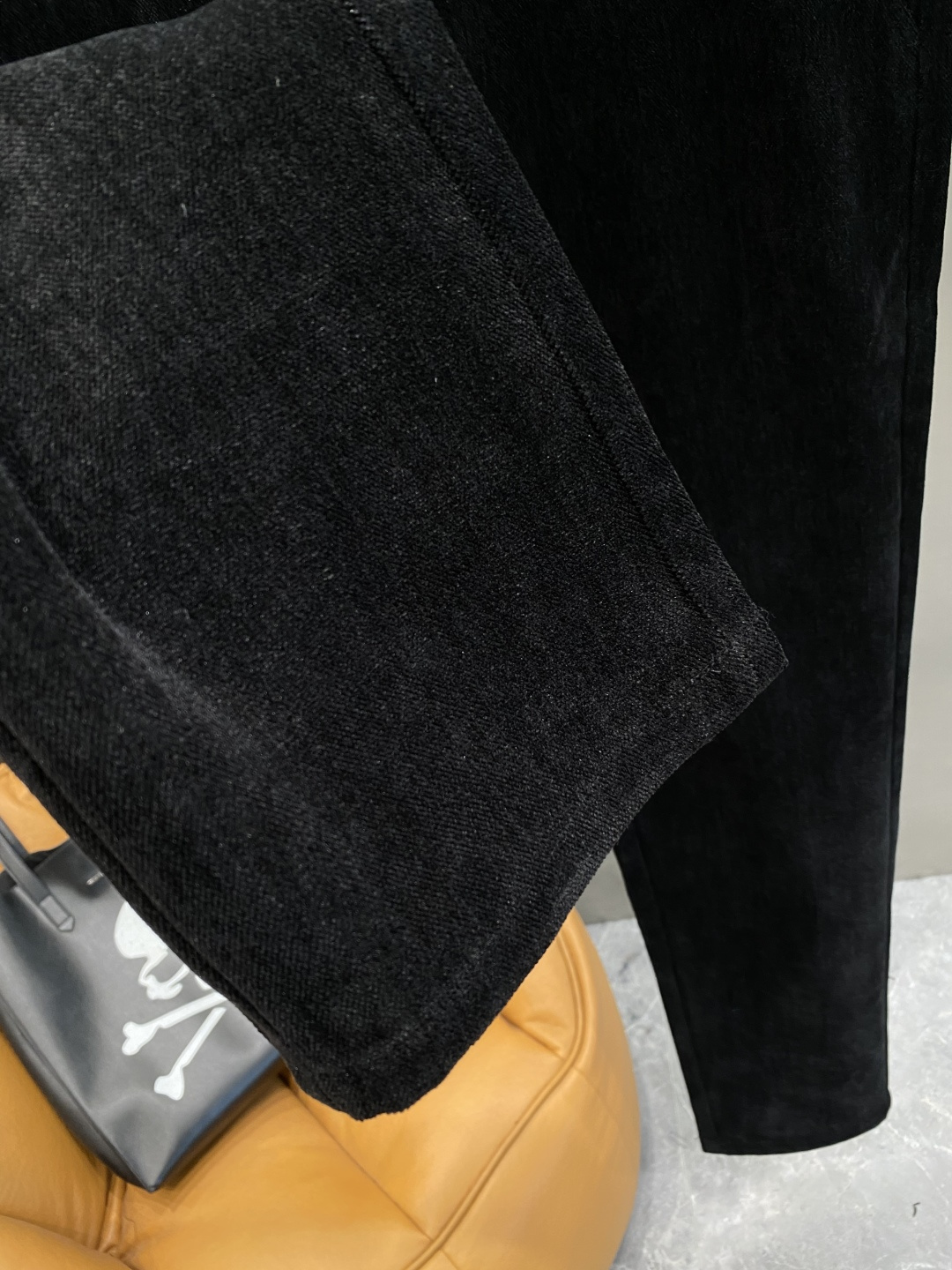 🌾售后✅ 《𝙉𝙚𝙬🤍🖤杰尼家》2025秋冬新品休闲裤西裤，官网同步发售，裤身工艺设计，进口客供辅料、面料