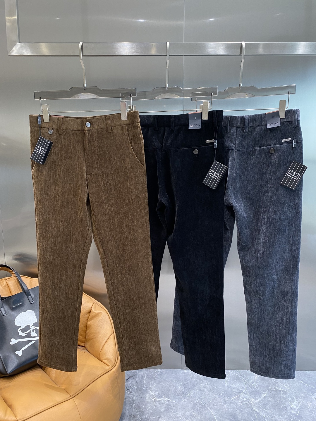 🌾售后✅ 《𝙉𝙚𝙬🤍🖤杰尼家》2025秋冬新品休闲裤西裤，官网同步发售，裤身工艺设计，进口客供辅料、面料